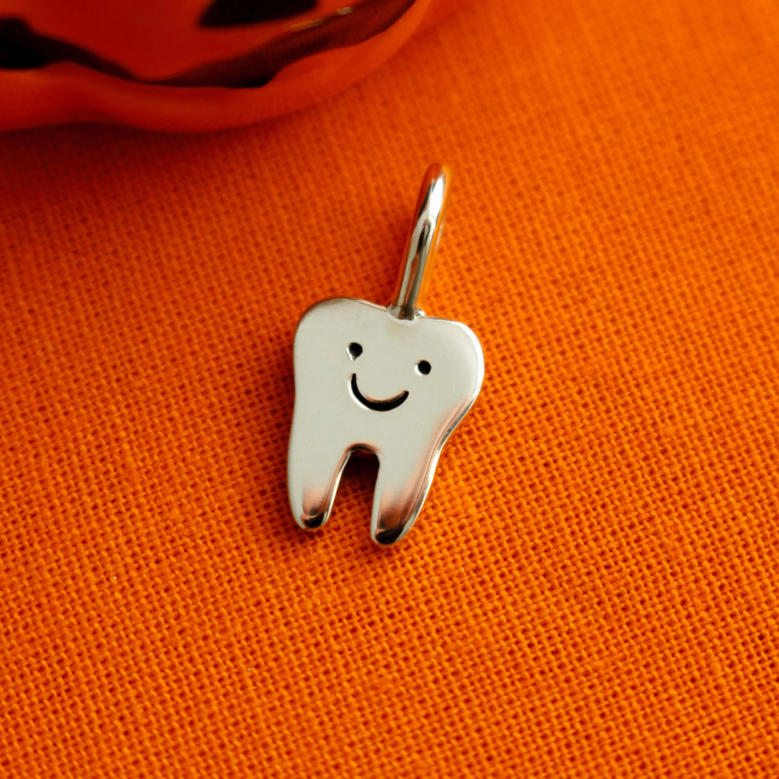 Spooky tooth Joyling charm