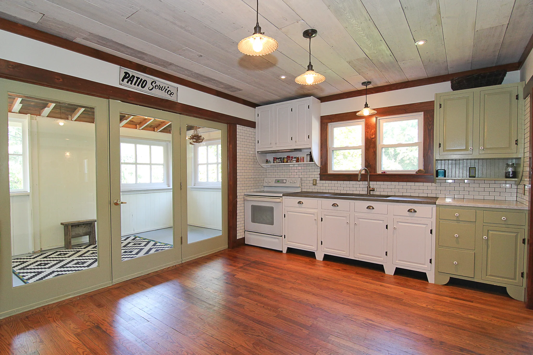 5161VanWyck-200.jpg