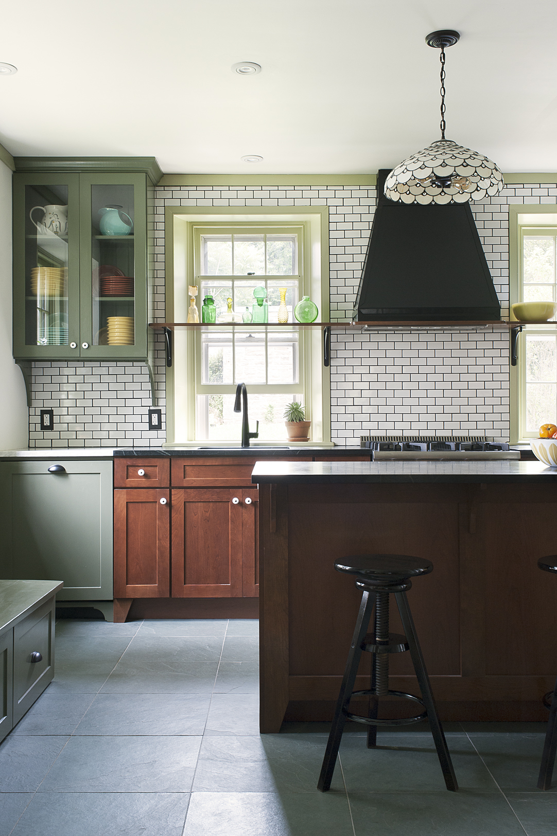 airy.kitchen_vertical.vignette.jpg