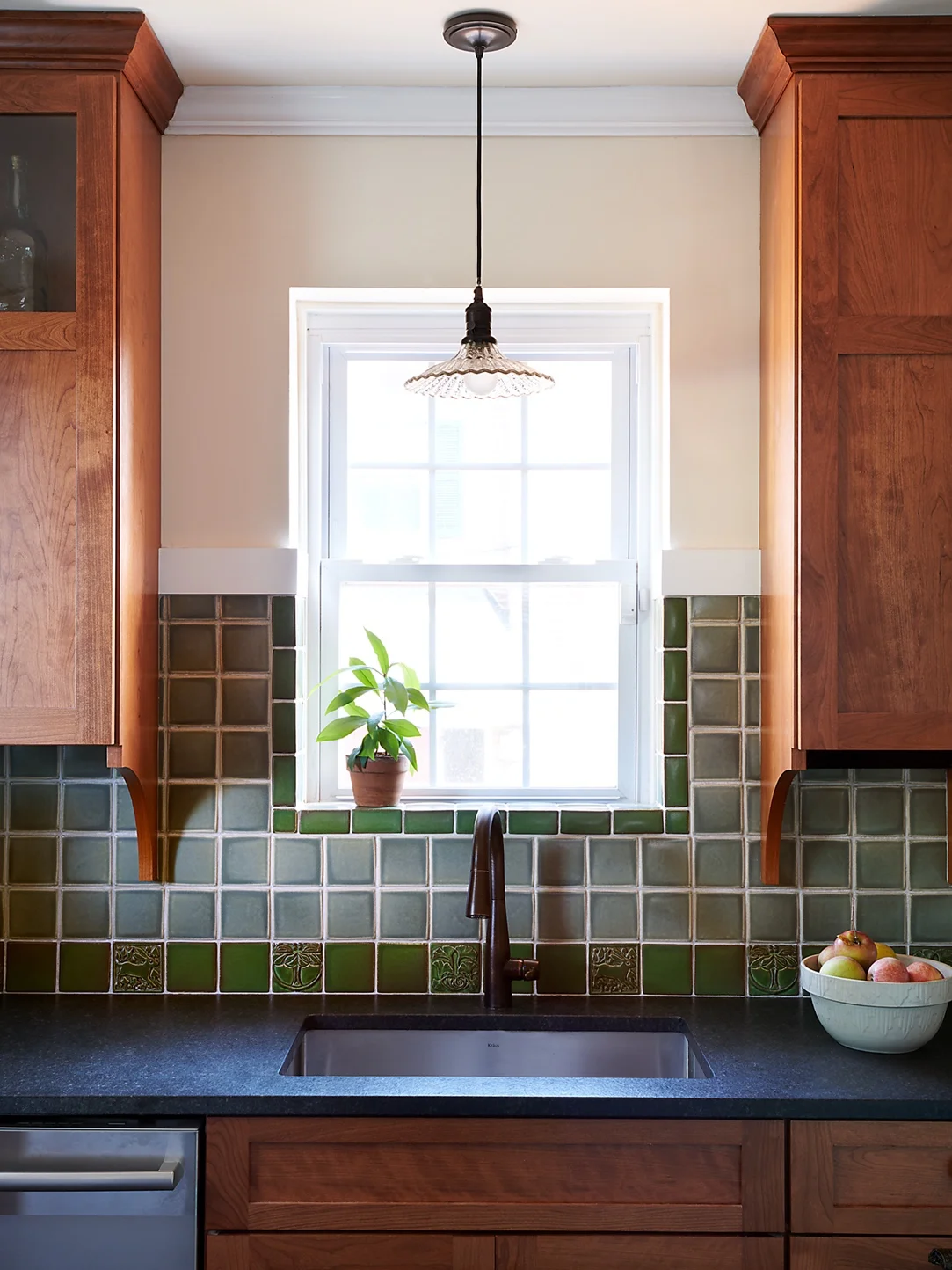 Five Tips For Designing A Philadelphia Craftsman Kitchen Airy