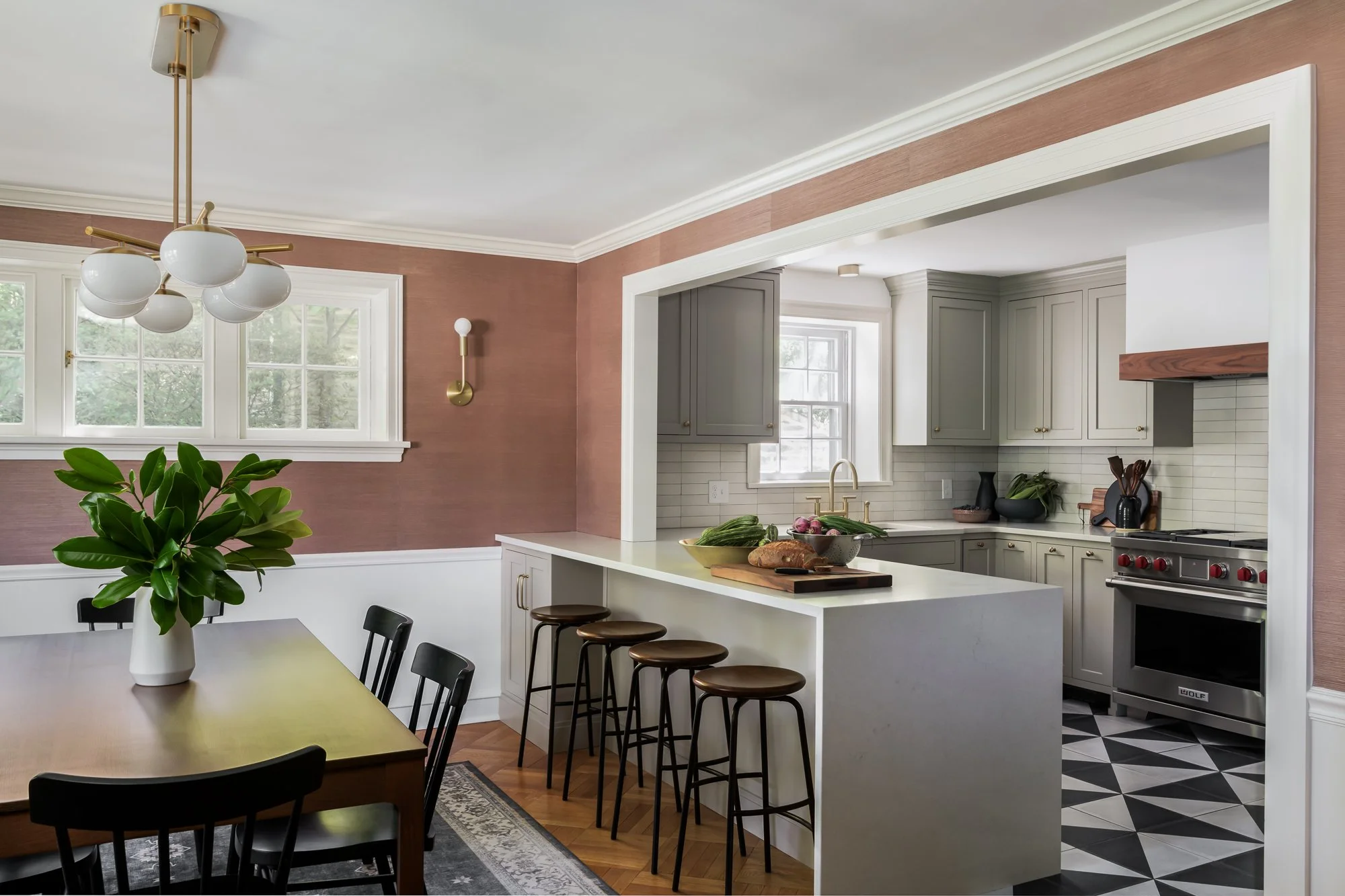 Wyndmoor Transitional Kitchen