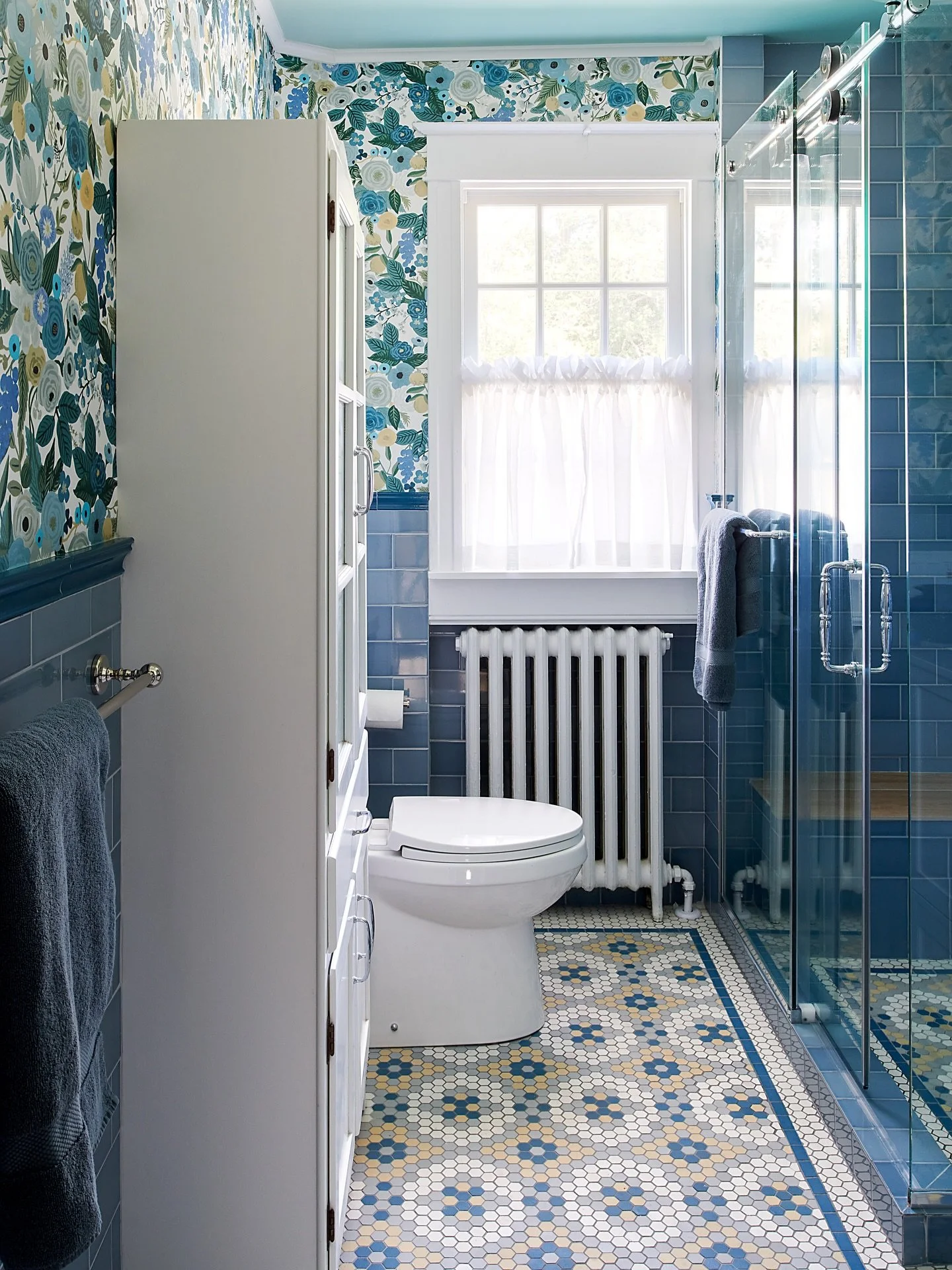 Penny tile has been a staple in homes and buildings across the U.S. for over a century. It first became popular in the late 1800s, when small ceramic tiles could be mass-produced. Builders loved them for their durability, ease of cleaning, and the ab