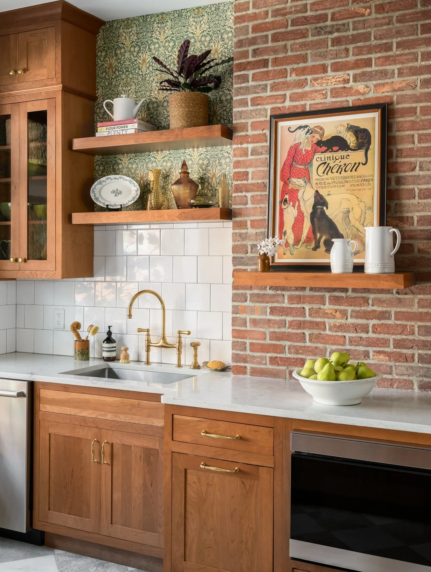 Renovating a home is more than choosing finishes. Planning for flow and utility make a space functional and enjoyable.

How people move through a room affects comfort and resale value. Even small changes can make a big difference.

Start with the lay