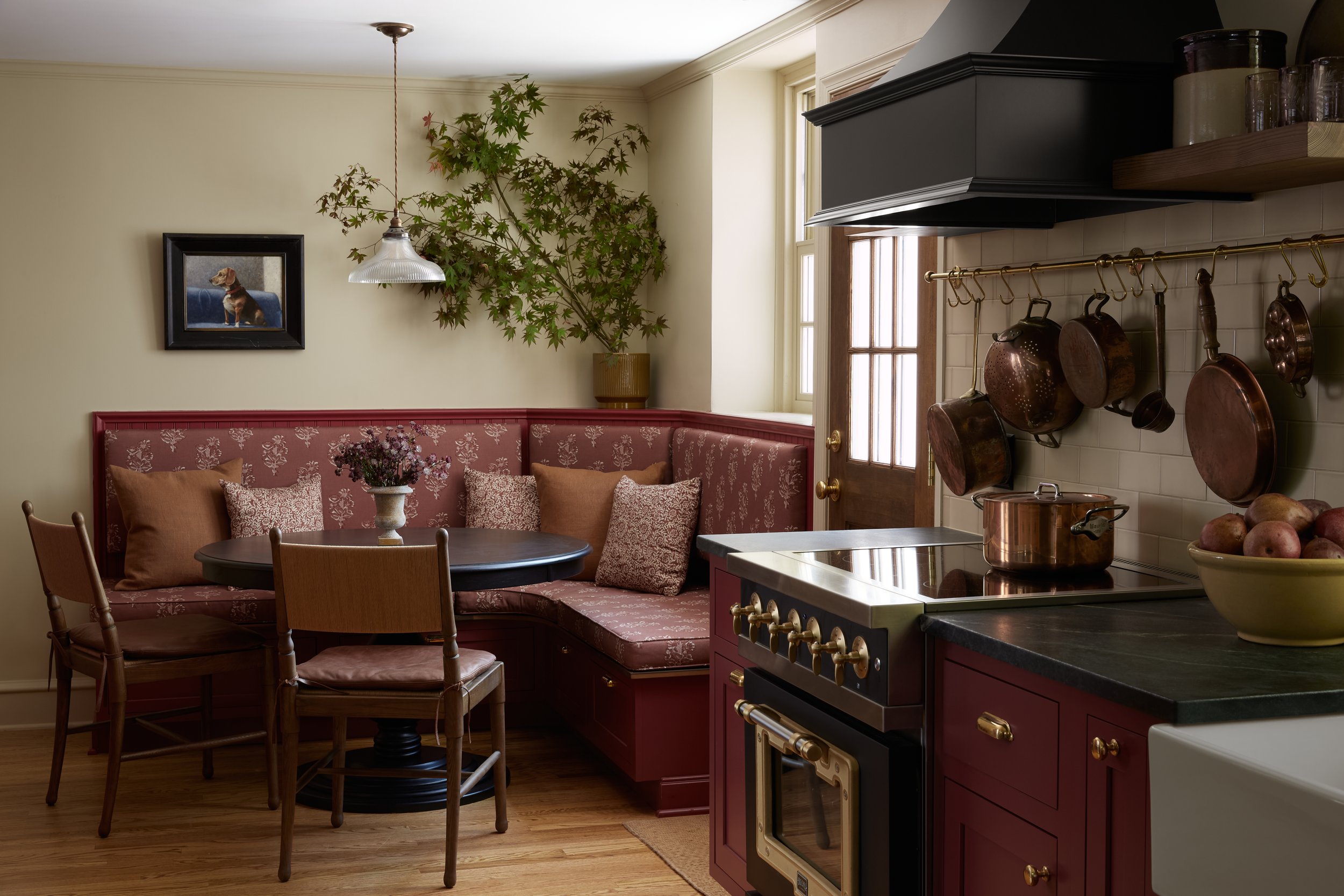 LuxuryDiningNook.jpg
