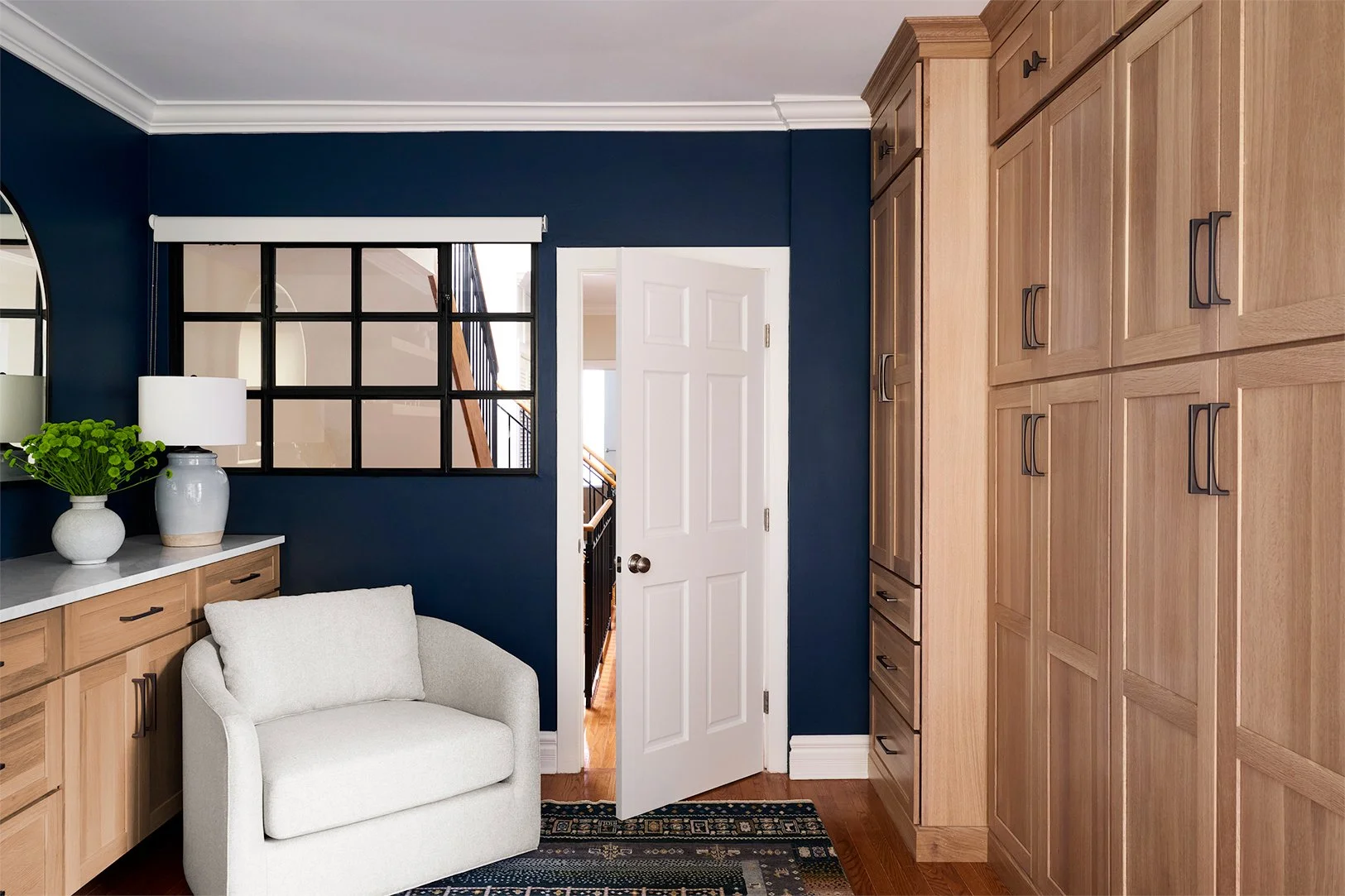 philly_custom_cabinetry_murphy_bed.jpg