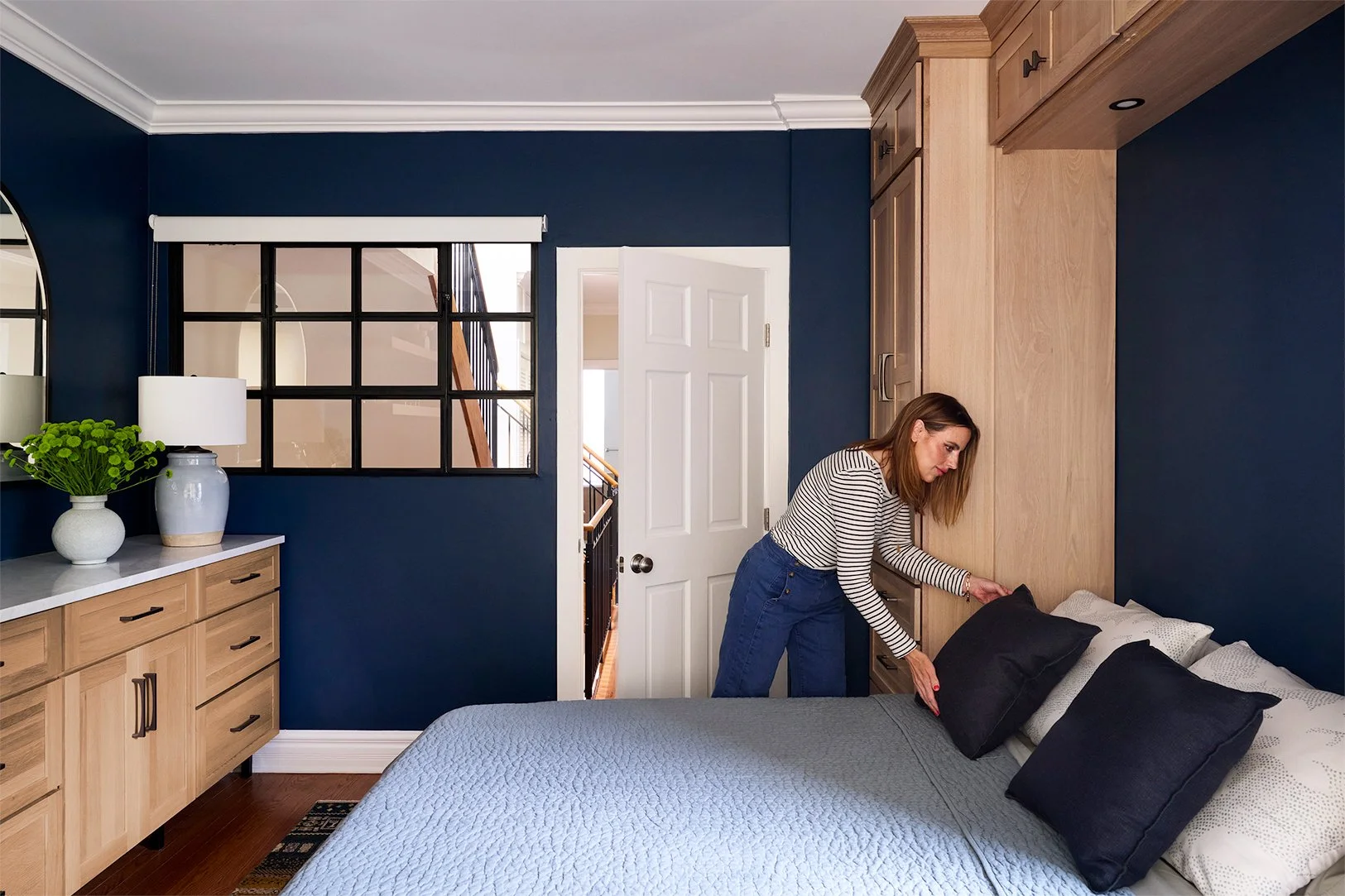 contemporary_bedroomdesign_murphybed.jpg