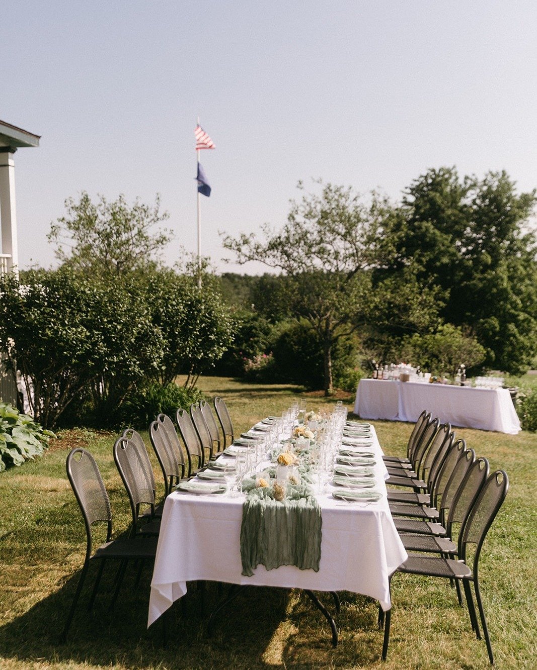 Some celebrations are meant for the island. From intimate dinners to milestone moments, our lawn sets the table for unforgettable gatherings.