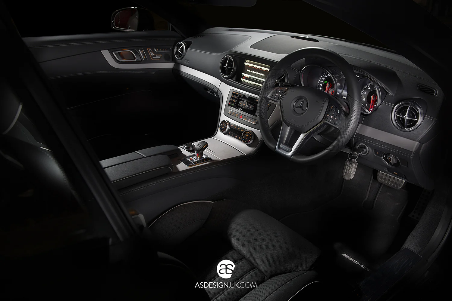 © ASDesign Andy Saunders_mercedes AMG interior 1.jpg