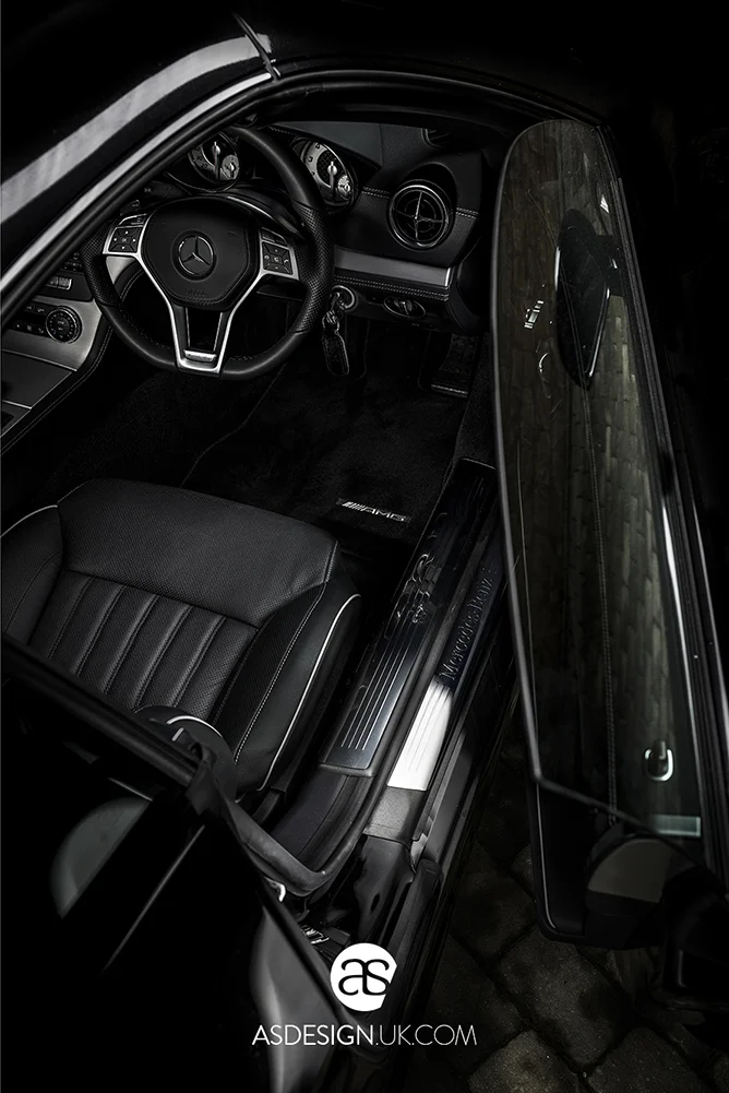 © ASDesign Andy Saunders_mercedes AMG interior 5.jpg