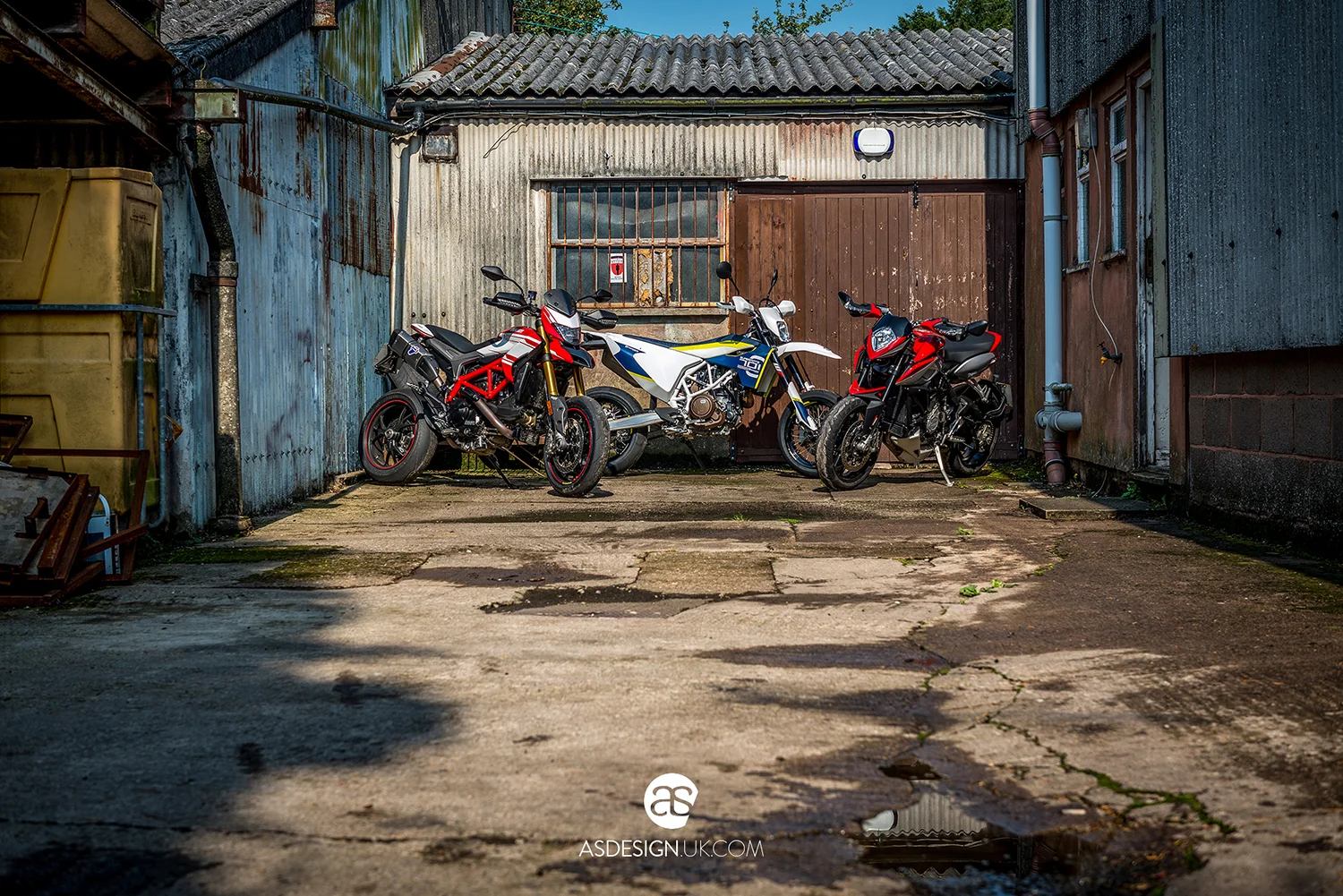 © ASDesign Andy Saunders Fast Bikes supermotards.jpg