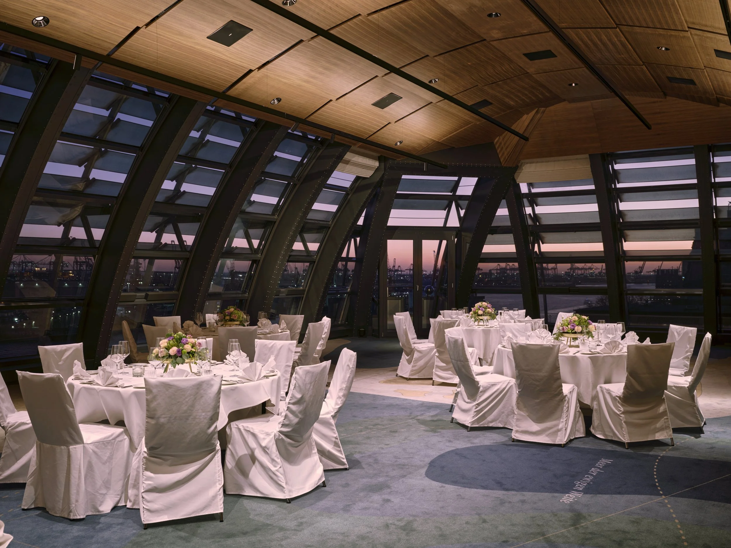 Dreimeta Elbkuppel 202404210106.jpg