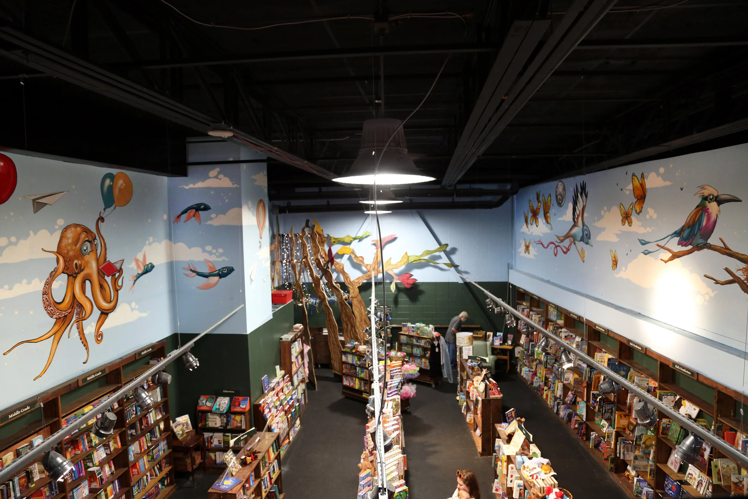 TatteredCover Books mural