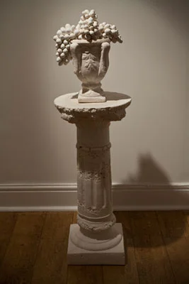 Pillar-with-Fruit-Bowl-Murray-River-Salt-2011-11.jpg