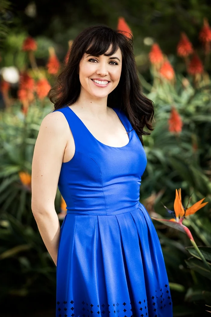Dr. Lisa Valle.jpg