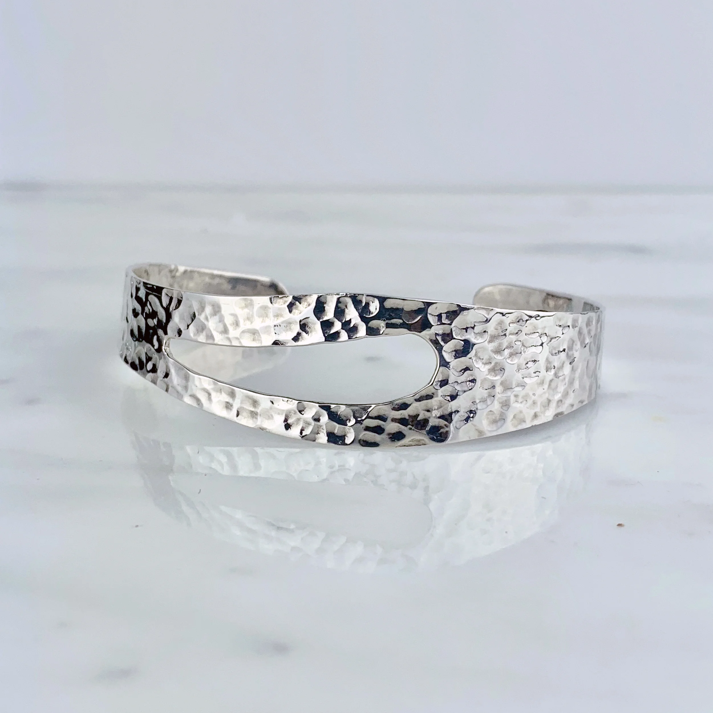 bracelets_b-13-a.jpg
