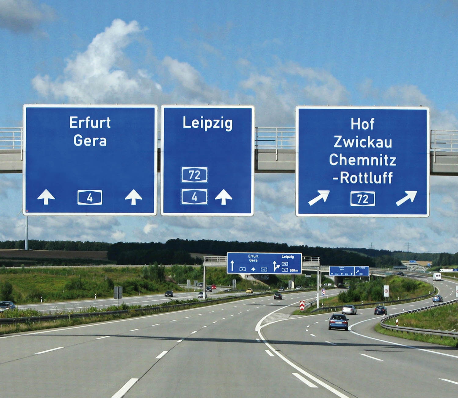 An example of DIN on a highway sign
