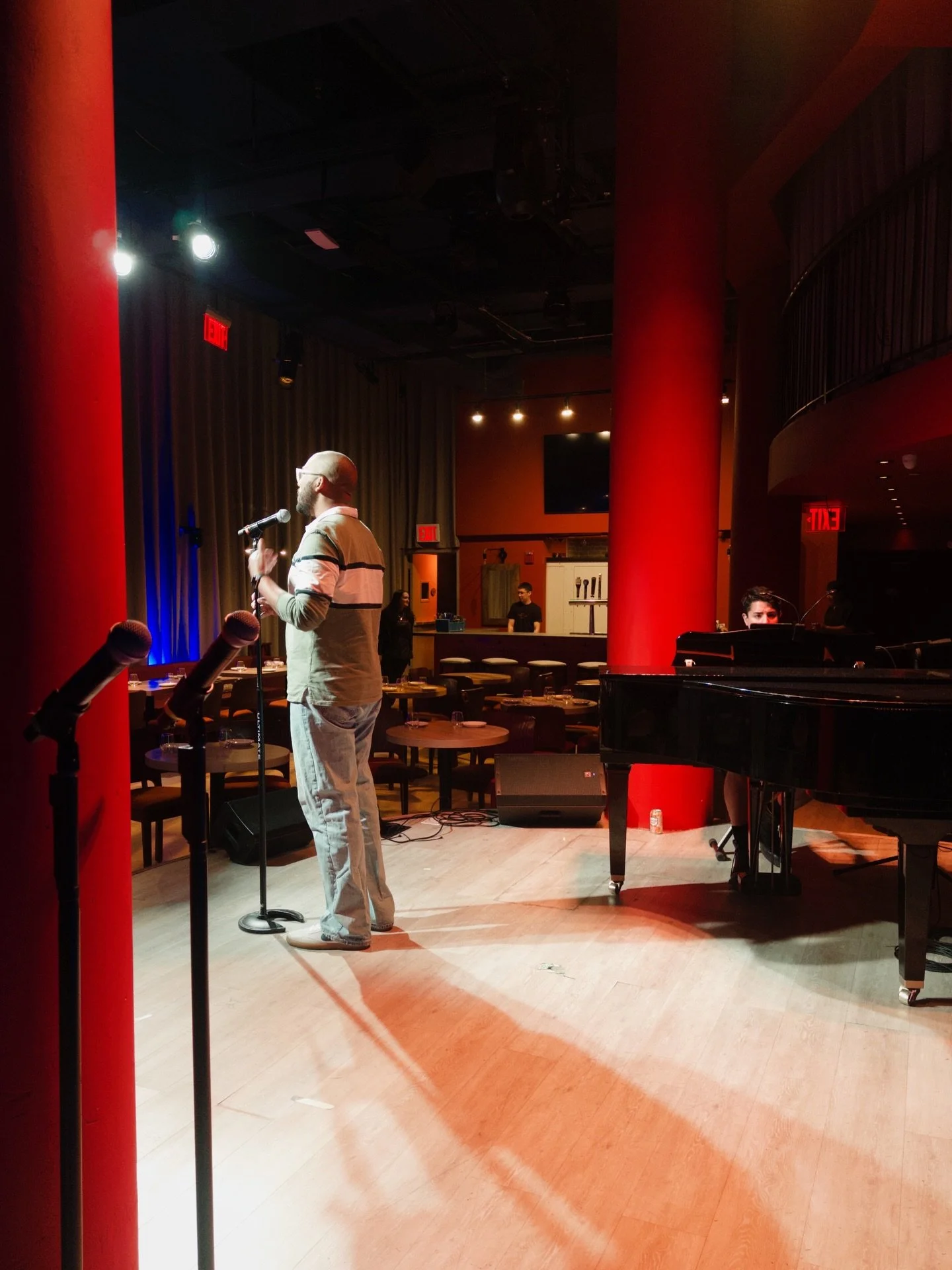 ✨ Tonight&rsquo;s the night! ✨
The stage is set, the lights are low, and the energy is electric. Come lose yourself in an unforgettable evening of cabaret magic &mdash; song, seduction, spectacle, and surprises!
Tonight only &mdash; don&rsquo;t miss 