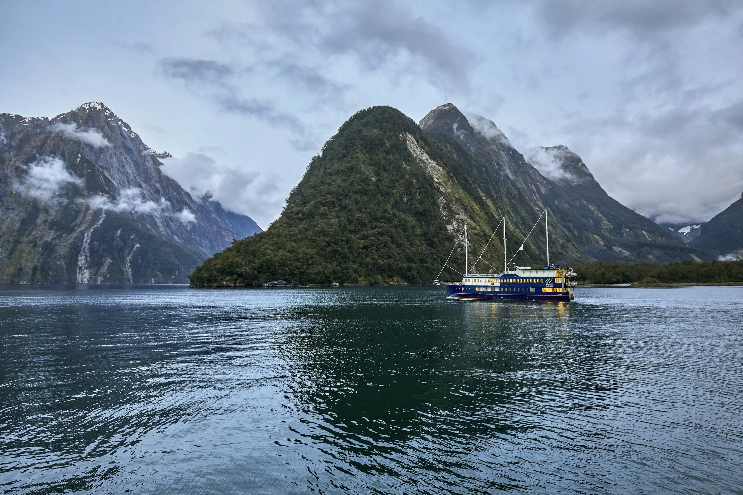 New Zealand, the Land of the White Cloud