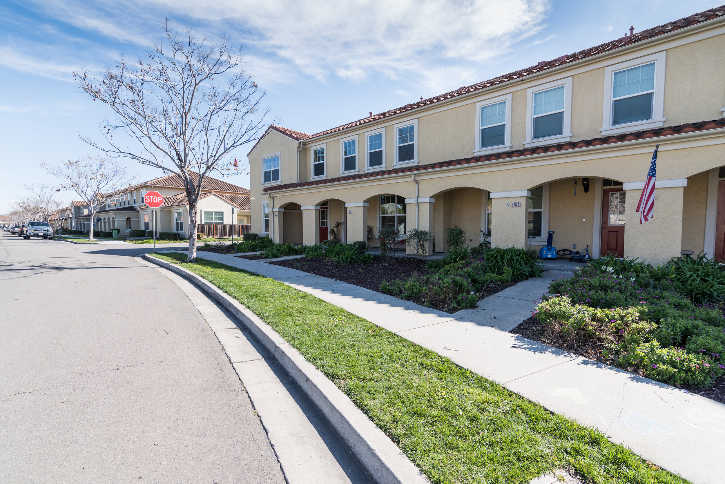 Rental Townhomes in Bay Area Apartment Community