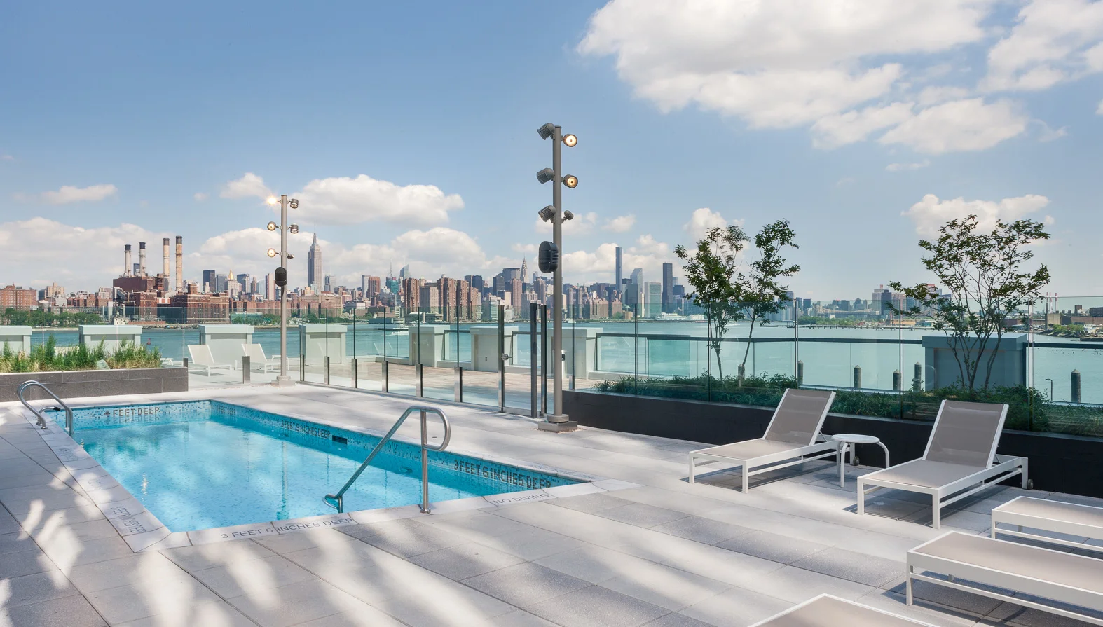 1_N4th_Pool_LowRes-1.jpg