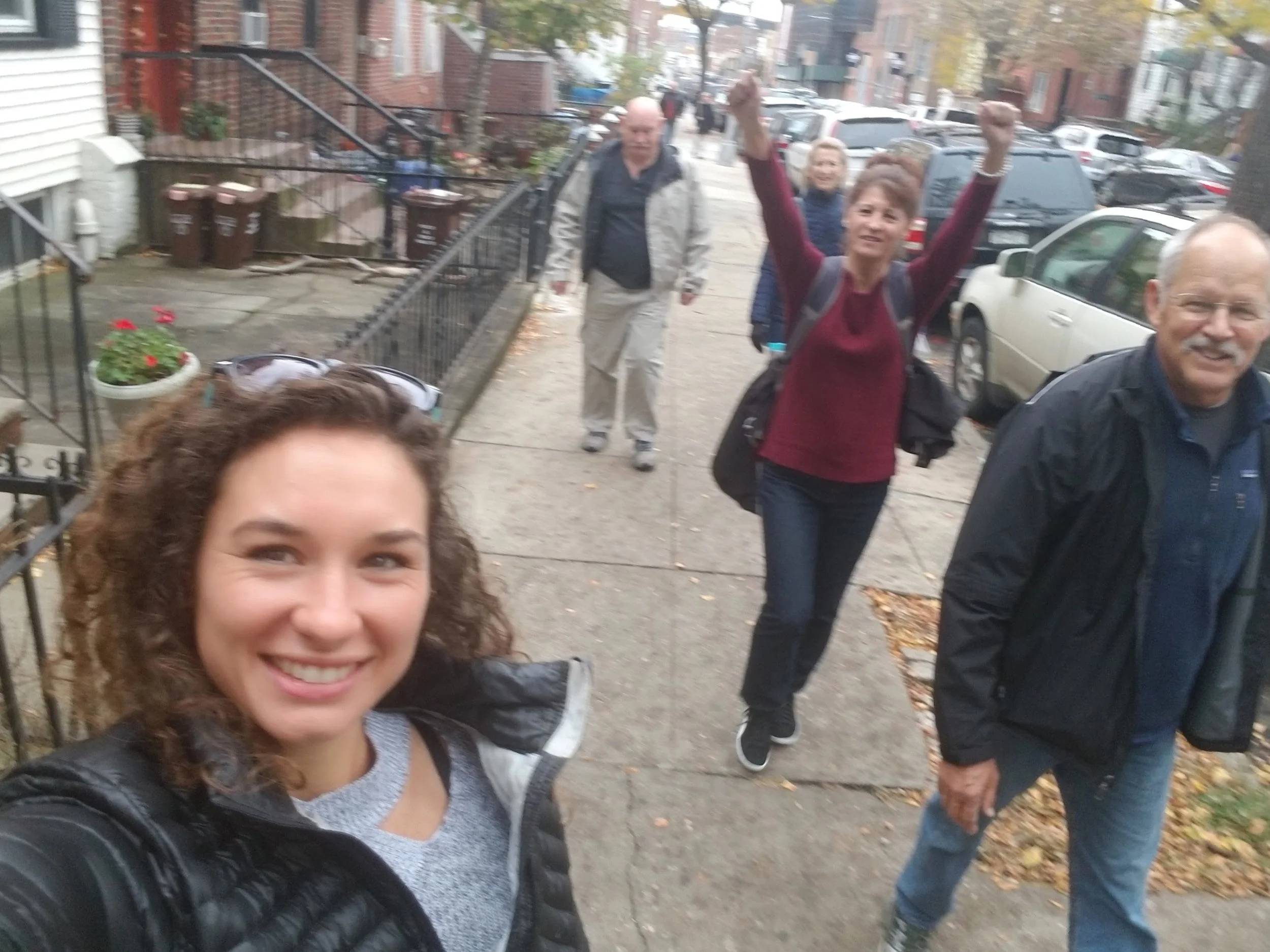 True to form, here’s Lynn in the red sweater ready to cheer on her daughter at the 2017 NYC Marathon.