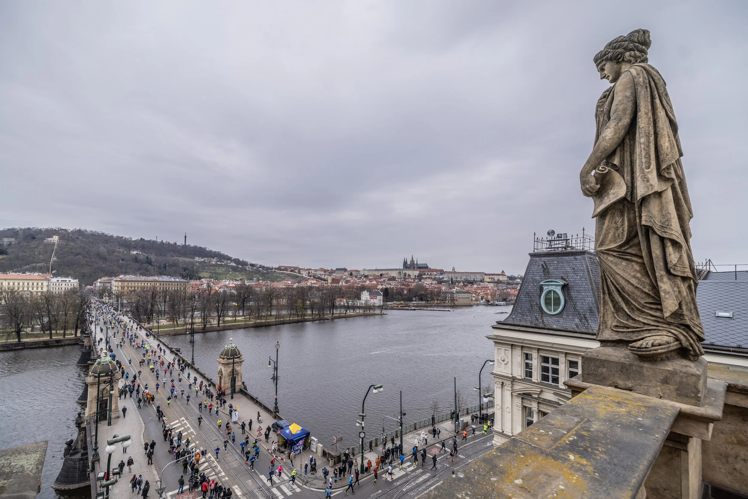 PRAGUE2.JPG