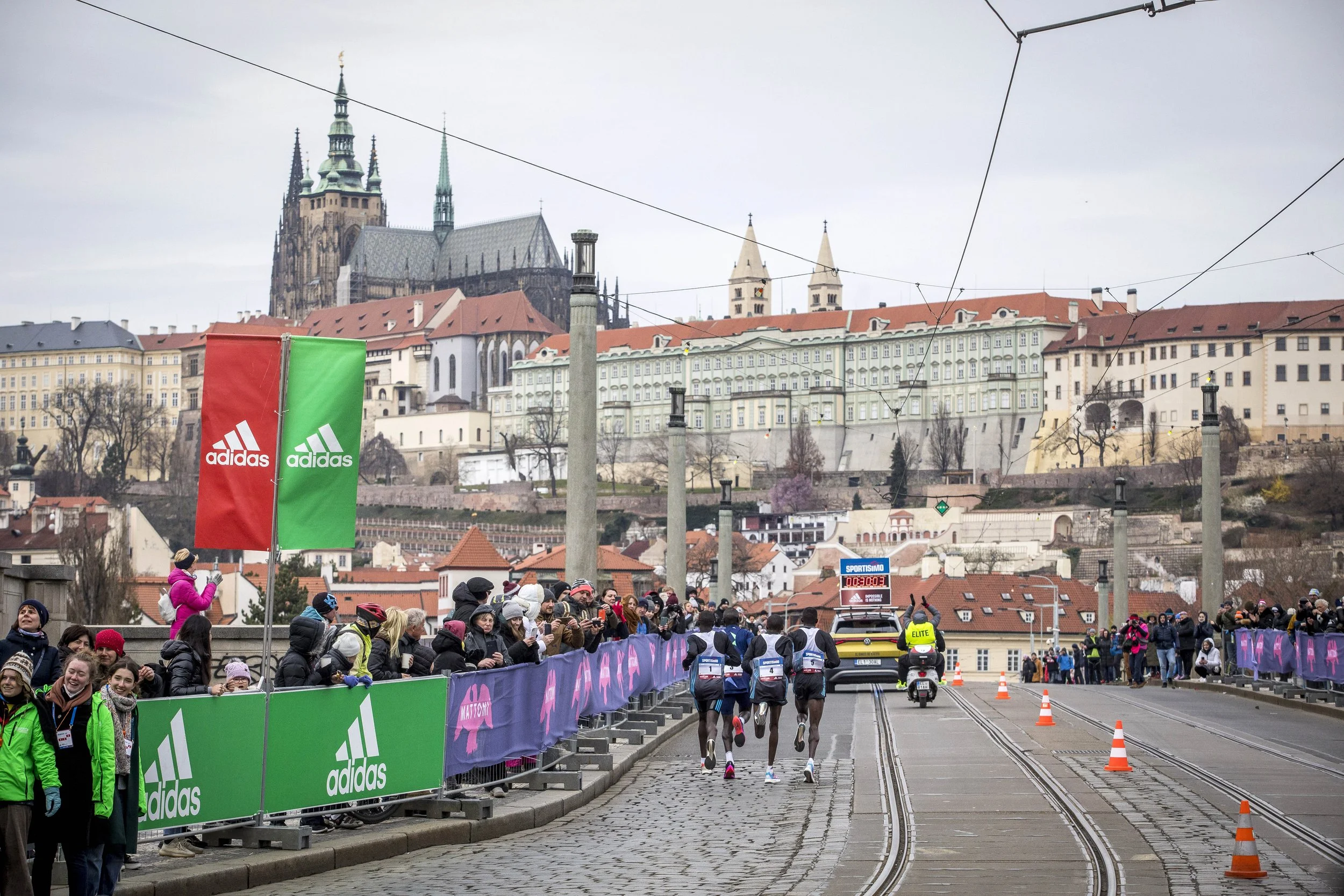 PRAGUE3.JPG
