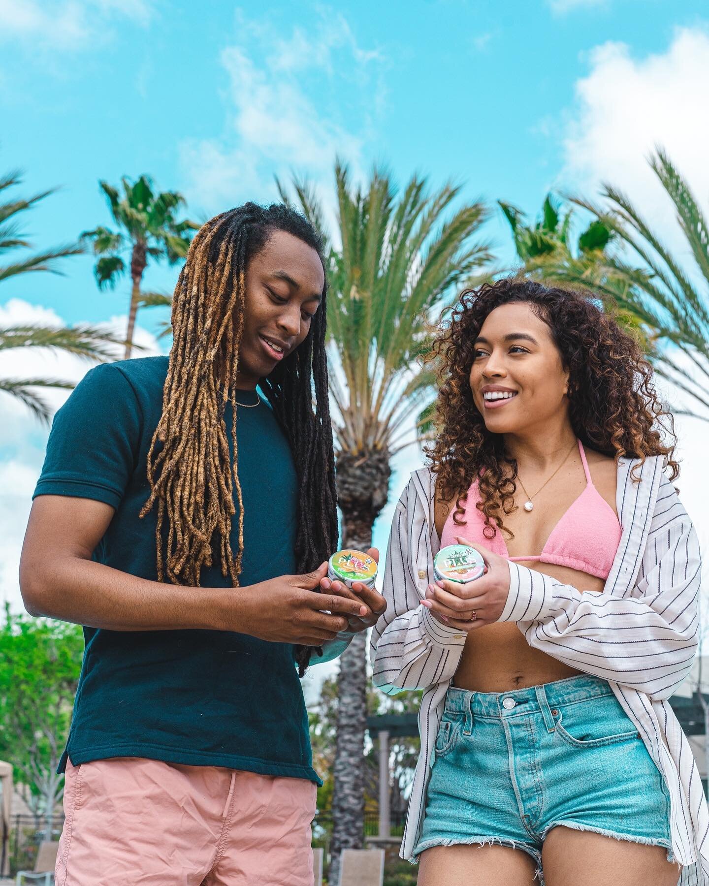 Spring&rsquo;s here, and summer&rsquo;s just around the corner &ndash; what better time to soak up the sun and share some PLUS goodies by the pool? ⁠
⁠
Tag your poolside bestie 🌴 ⁠
⁠
#PoolsideChill