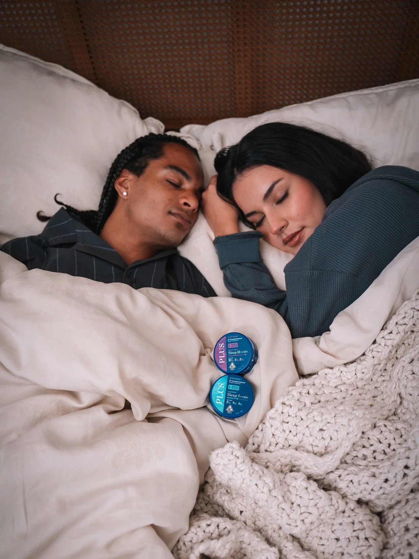 The time change starts tomorrow. 🌙⁠
Which means it&rsquo;s the perfect moment to reset your nighttime routine.⁠
⁠
Sleep 5 &rarr; a balanced option for easing into the evening.⁠
Sleep 10 &rarr; a deeper wind-down for nights when you really want to se