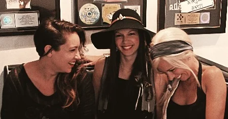 DANI MARI and the FEMALE FREQUENCY project