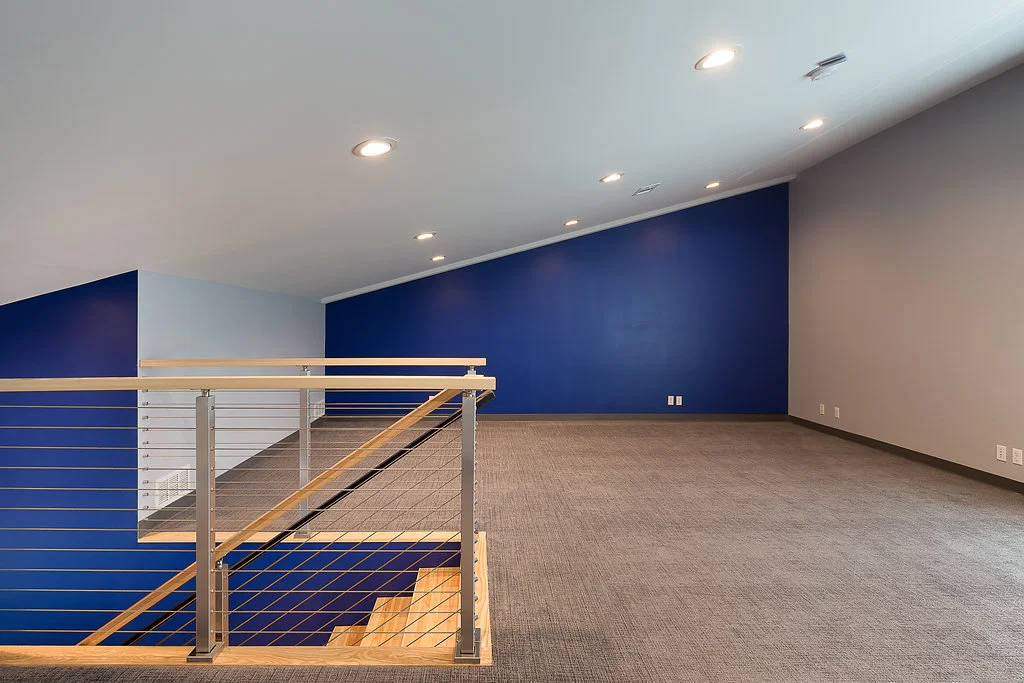 05_ThompsonPhotography_20180130_Farmer'sInsuranceOffice.jpg