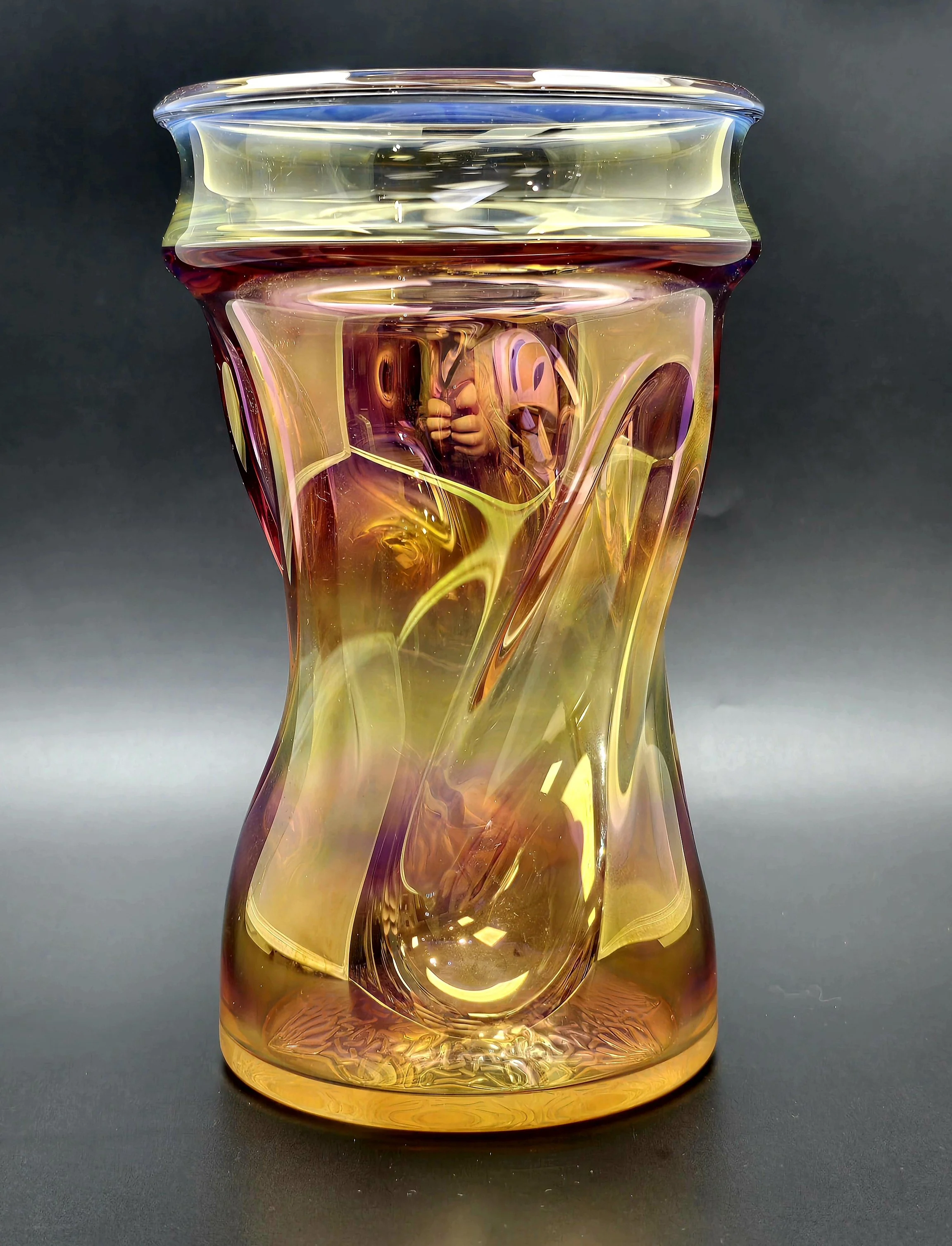 XL fumed gripper cup