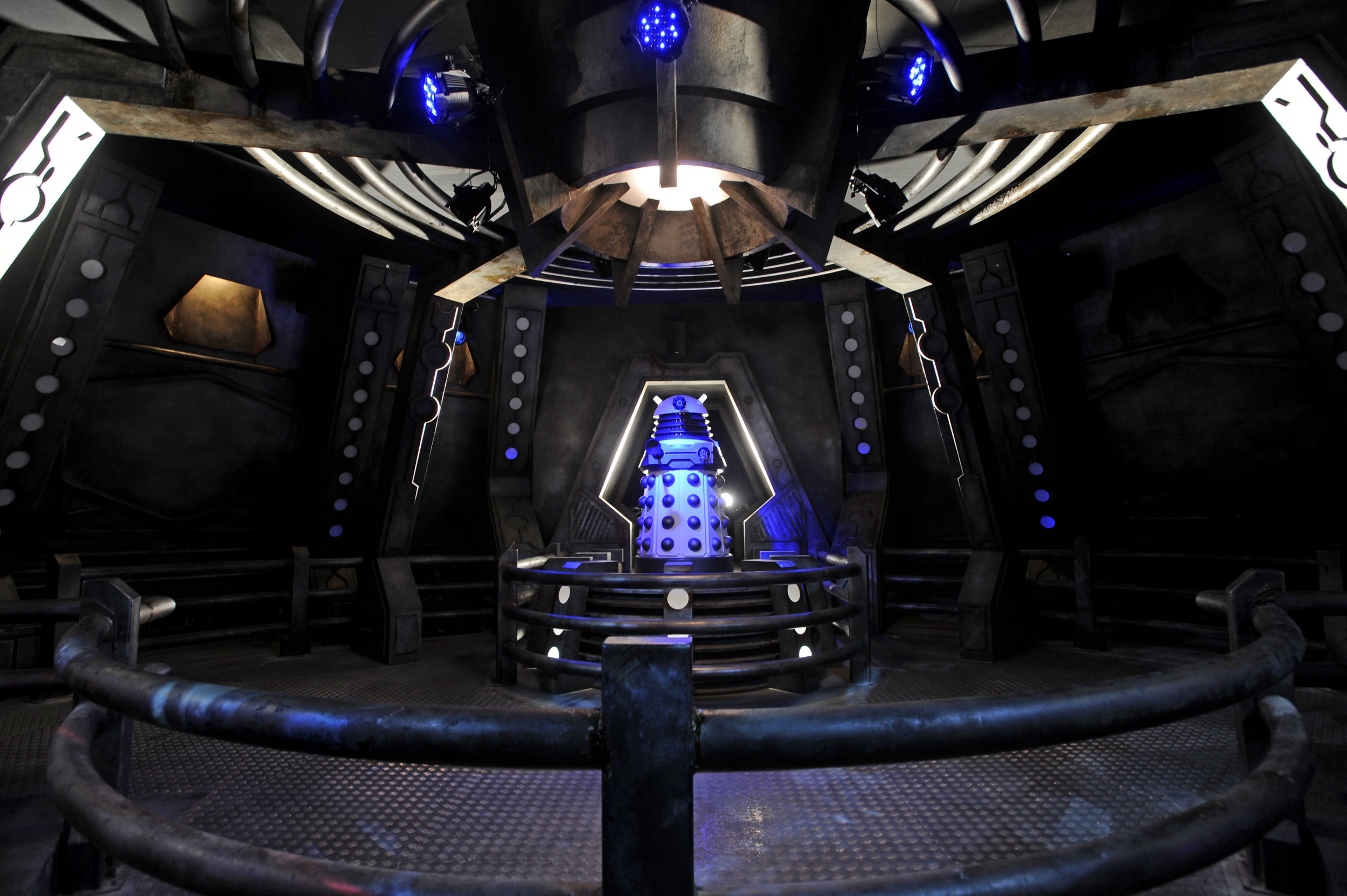 003_Dalek-Spaceship.jpg