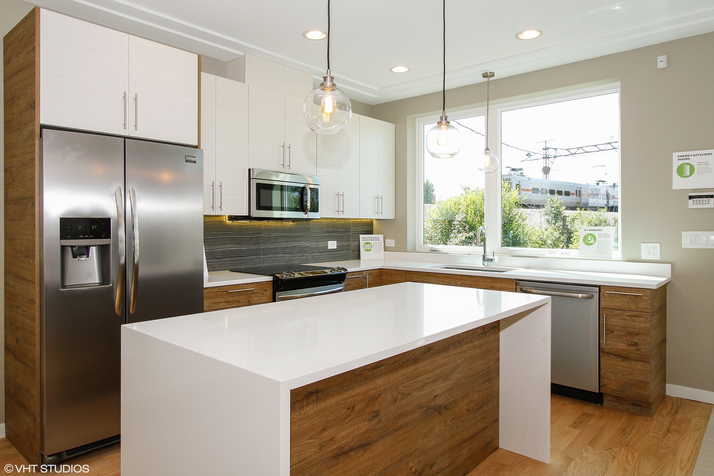 bloom on marquette Kitchen.jpg