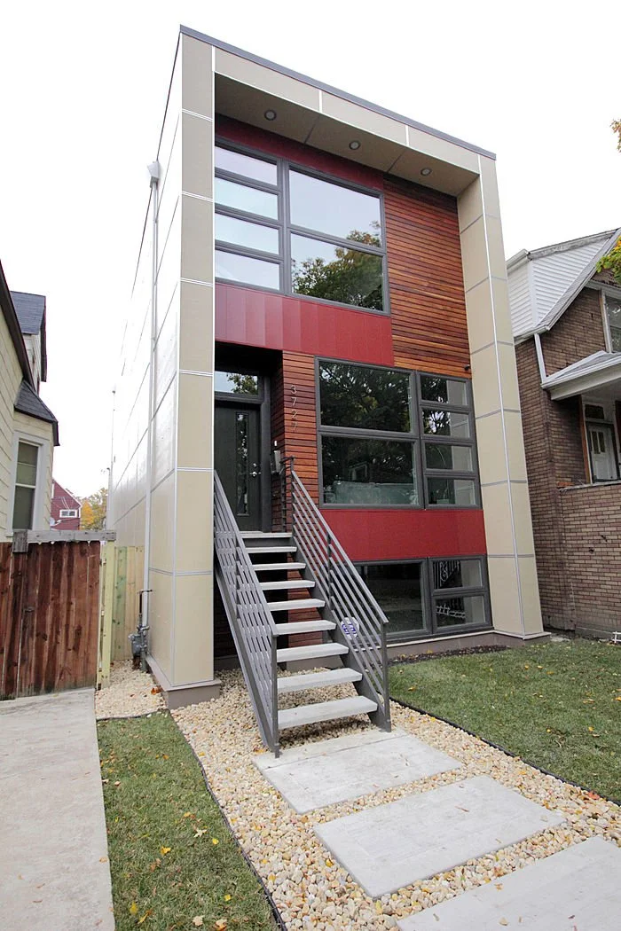 SOLD: IRVING PARK EAST NEIGHBORHOOD: FRANCISCO HOUSE