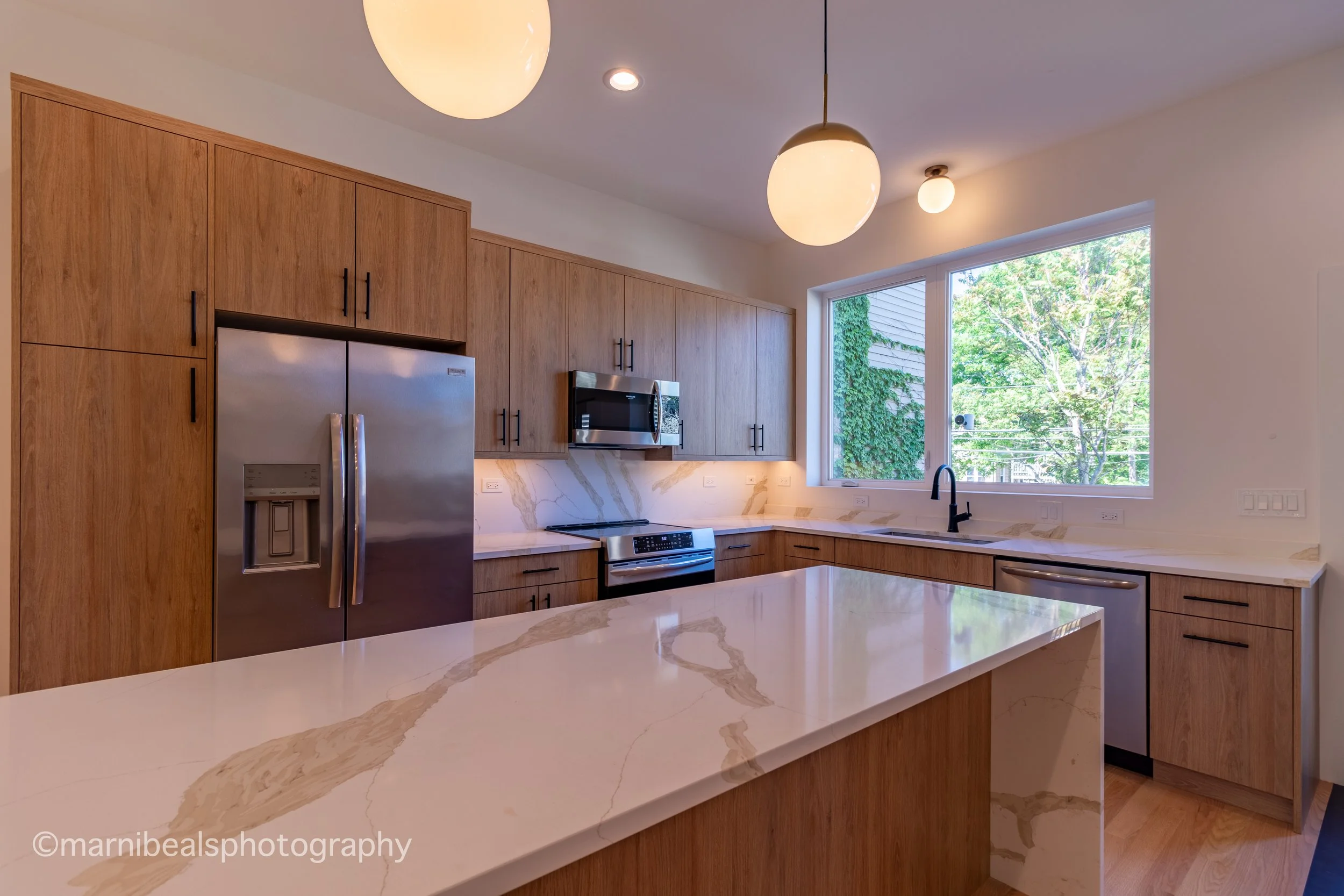 SOLD: NORTHWEST WOODLAWN: EVANS TWO-FLAT