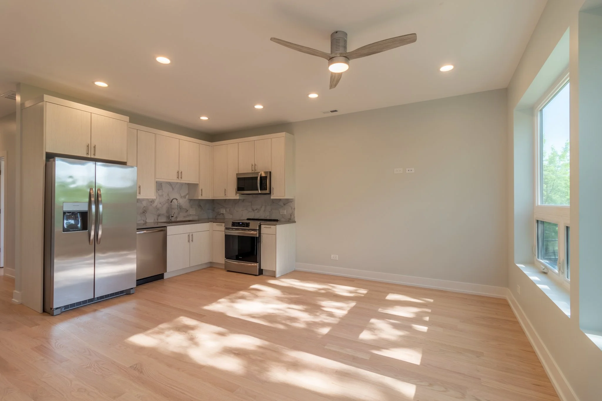 Completed: Southwest Woodlawn: Rhodes Three Flats