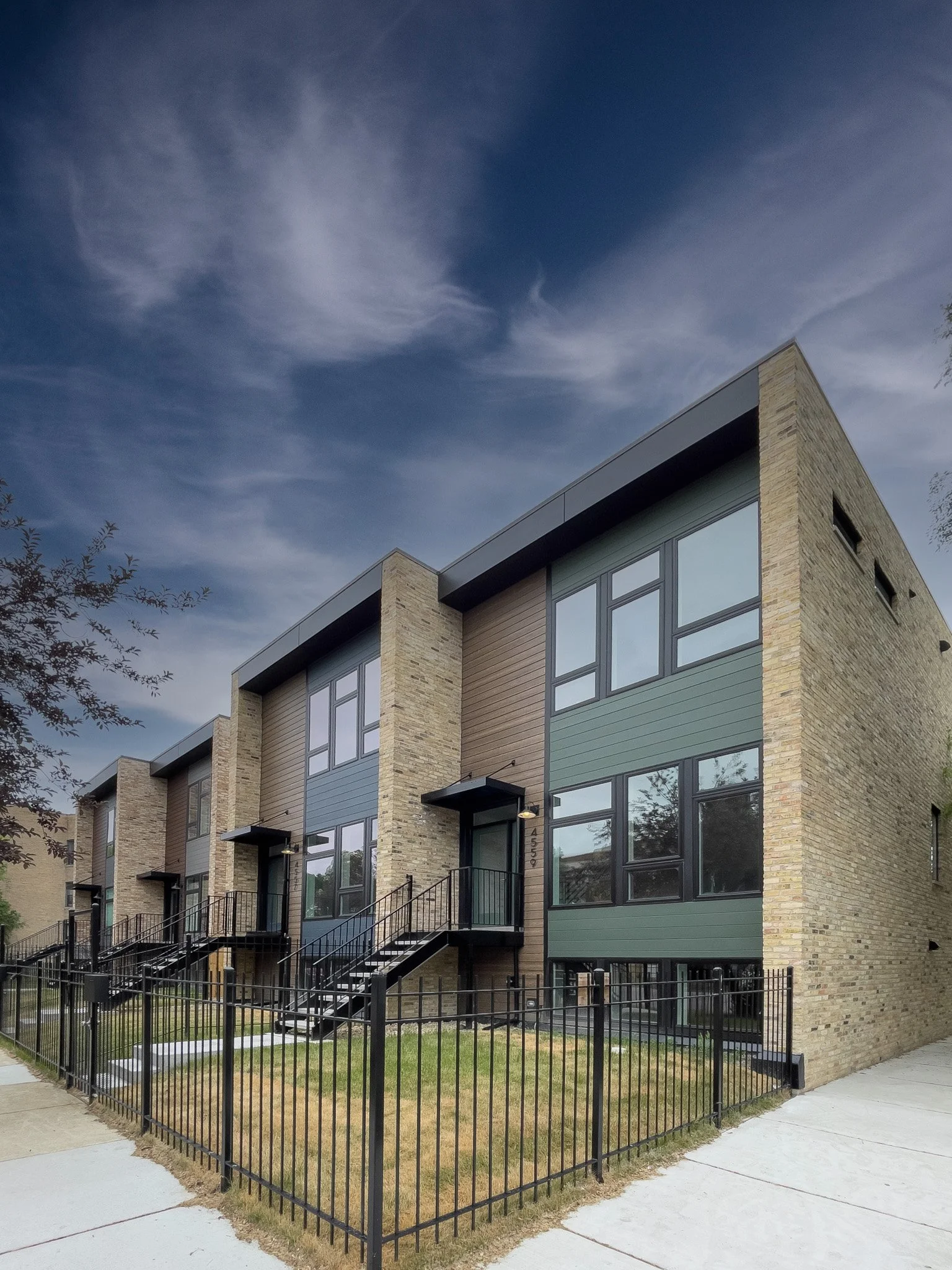 SOLD: Bronzeville: Prairie Single-family