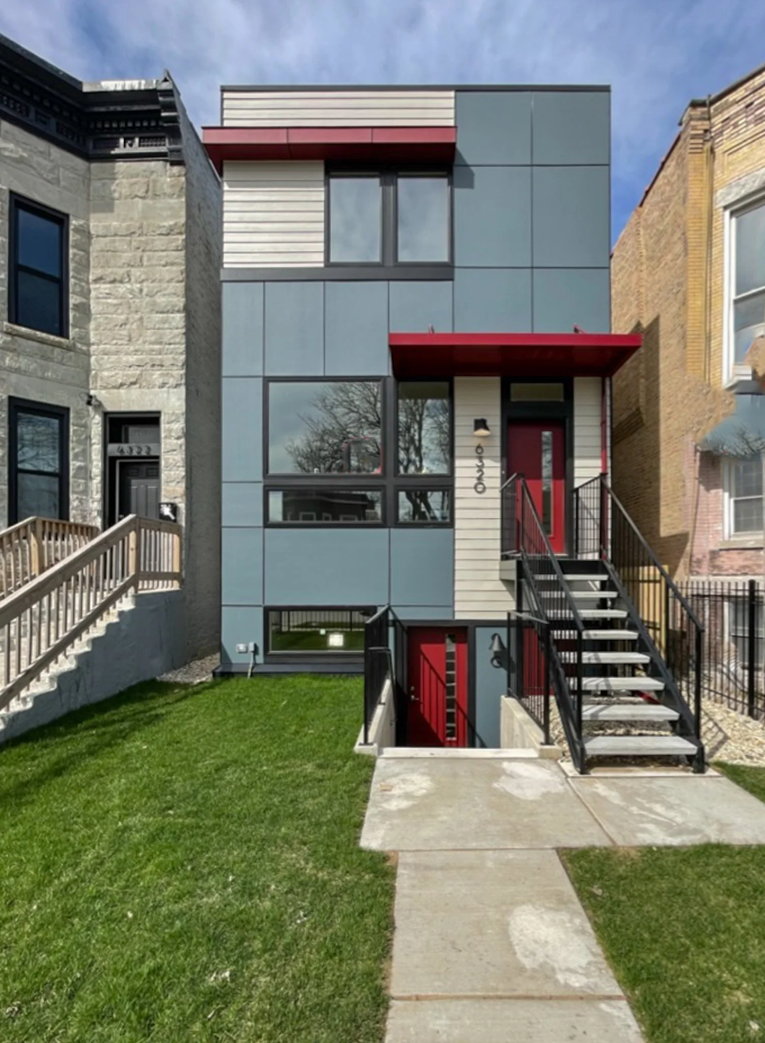 SOLD: SOUTHWEST WOODLAWN: CHAMPLAIN TWO-FLAT