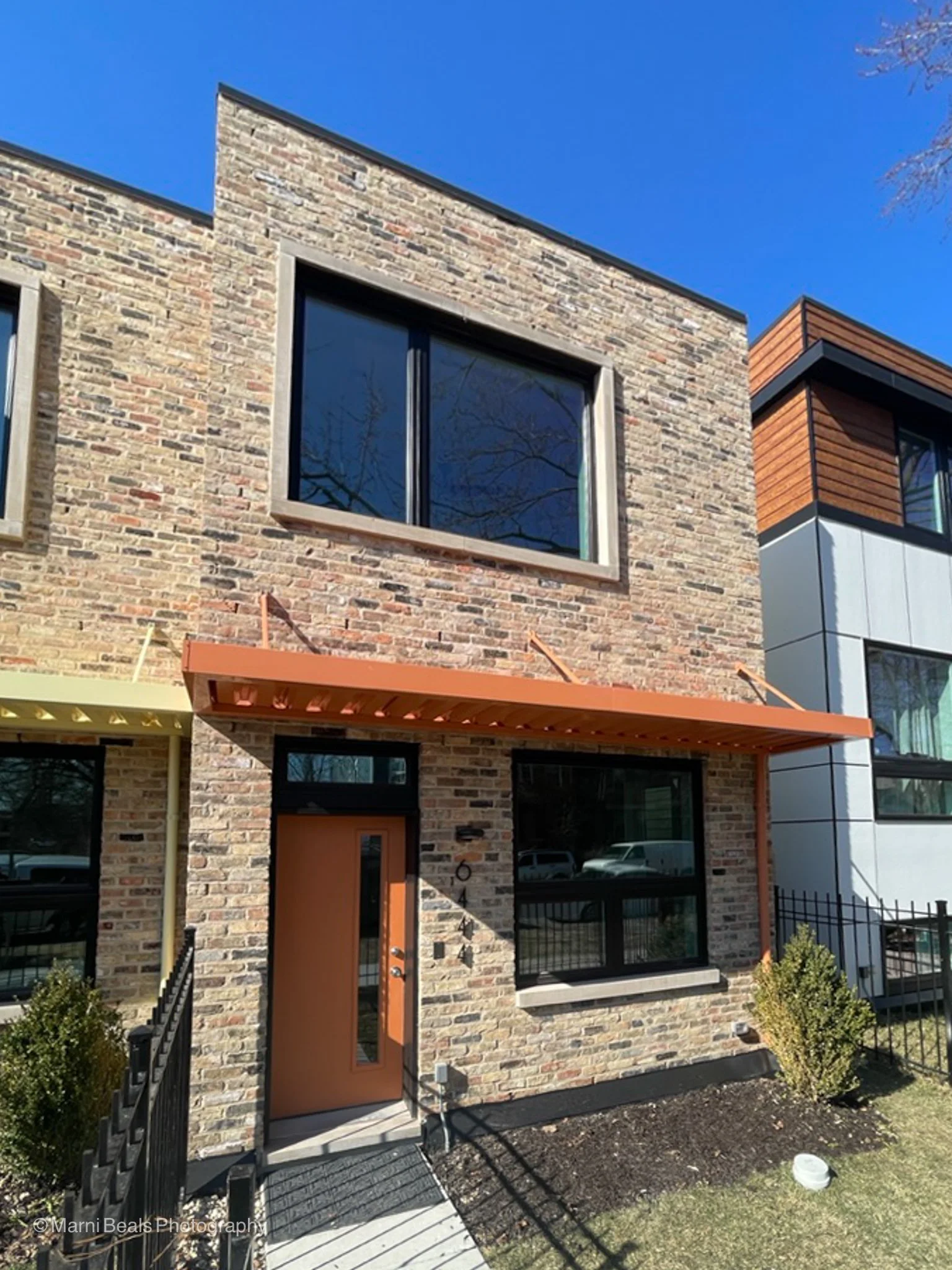 SOLD: SOUTHWEST WOODLAWN: 6444 S. RHODES SINGLE FAMILY TOWNHOUSE