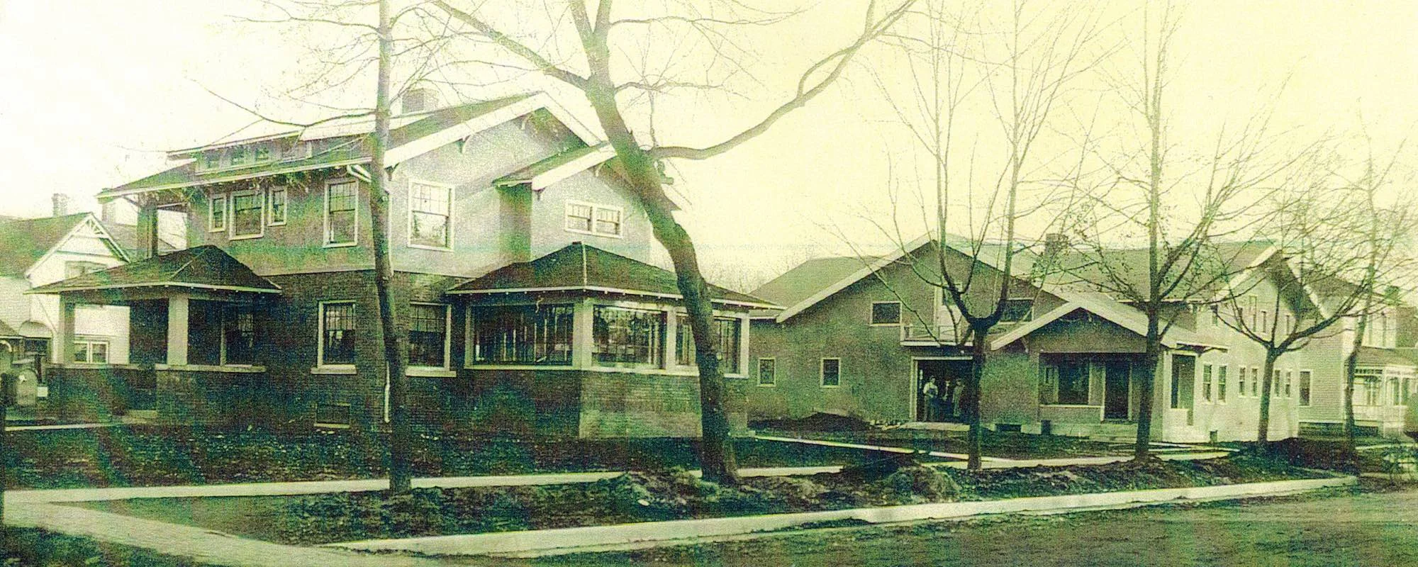 Old Monroe Funeral Home in Delavan WI.jpg