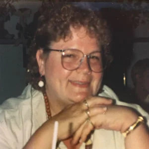 Thomas Dianne WebPic.jpg