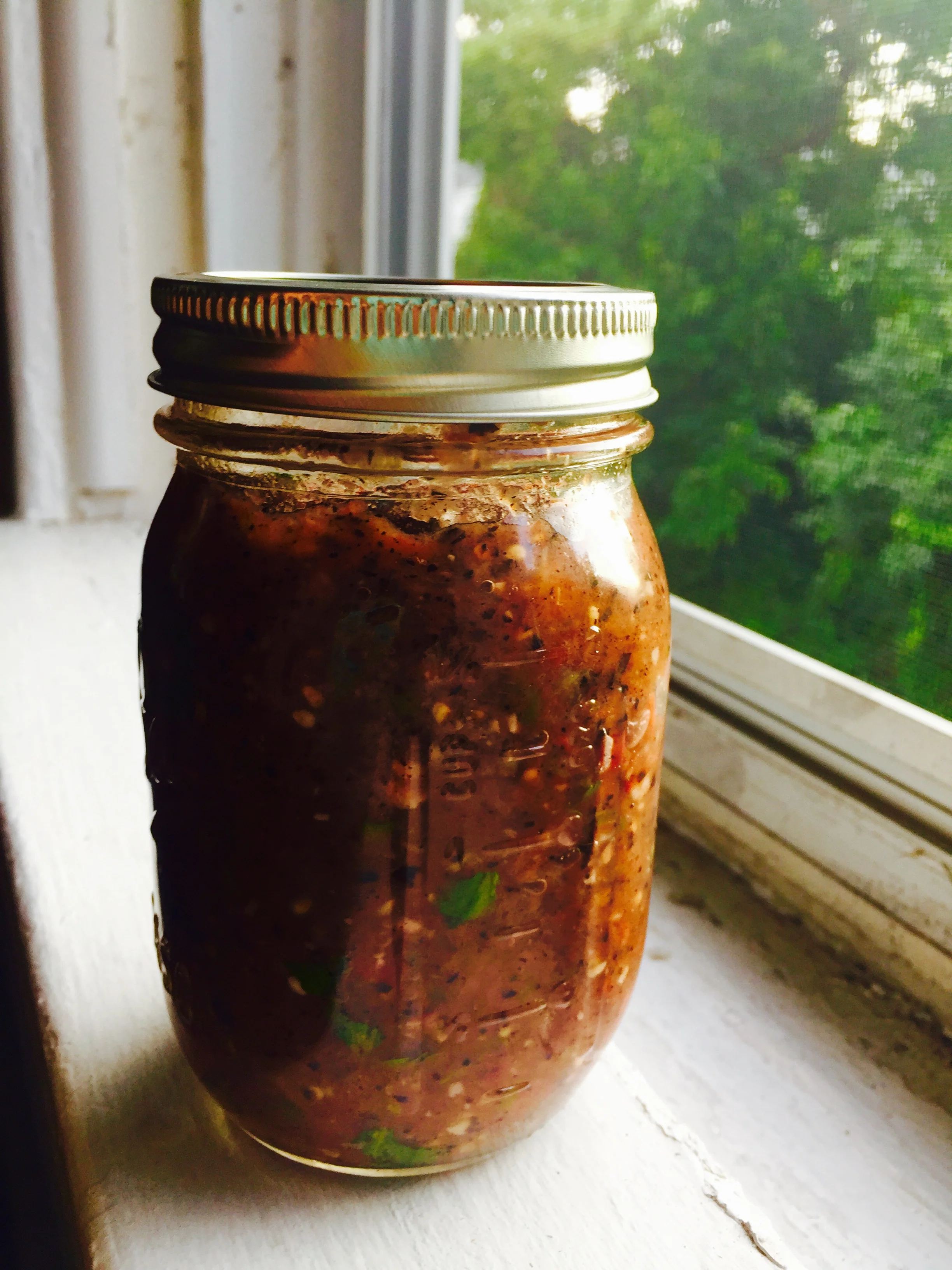 Ingredientstwo pints of tomatoes (I used a mixture of Roma, beefsteak and cherry tomatoes)5 cloves of garlicsm-medium red onion (I think you could also use a Spanish onion)olive oilsalt and pepperCilantroJalapeno Pepper (medium)&nbsp; &nbsp; &nbsp; …