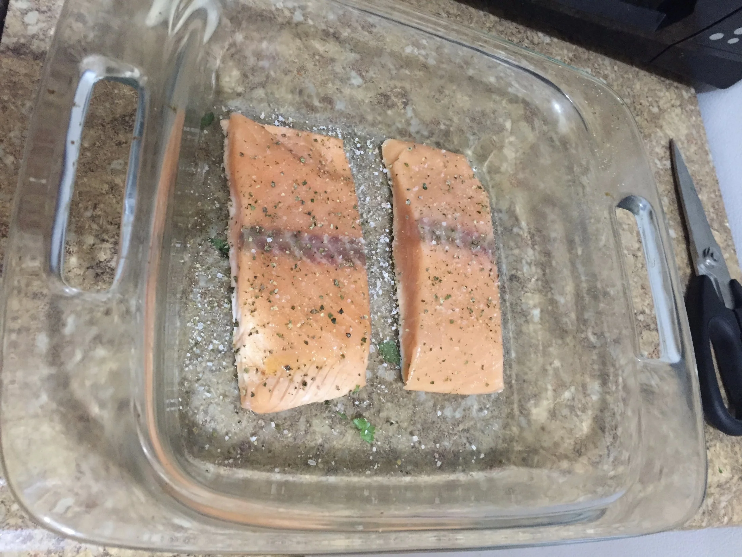 Prepare the sauce Chop Cilantro and garlic and add to a sm bowl. Add salt, pepper, 3 tbs of olive oil and orange juice. Mix thoroughly