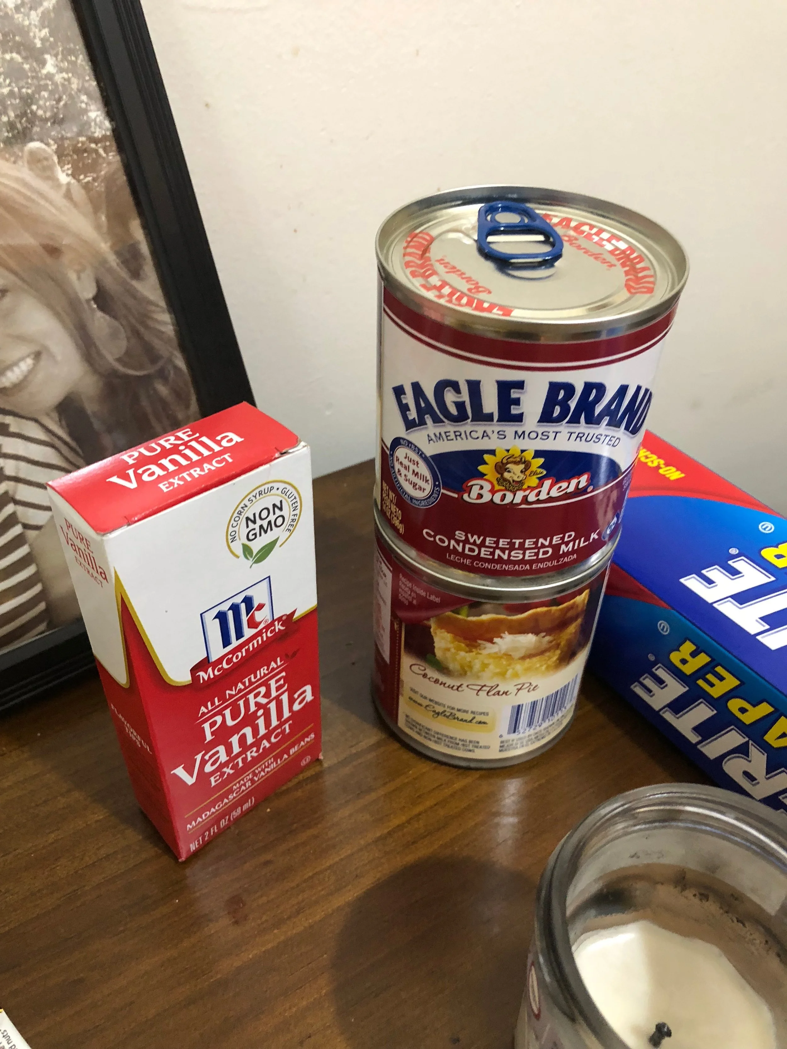 Open the can of milk and empty into a medium saucepan. Put on Burner over low heat.