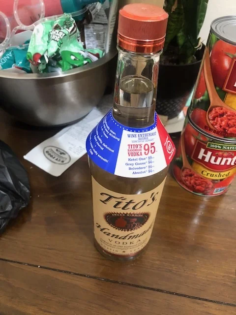 Yum...drink up and cheers my dedication to my sauce which took over an hourIngredientsCup of voka2 30 oz cans of crushed tomatoesmedium onion3-5 cloves of garlic0.5 cups of butterpint of heavy cream&nbsp; &nbsp; &nbsp; &nbsp; &nbsp; &nbsp; &nbsp; &n…