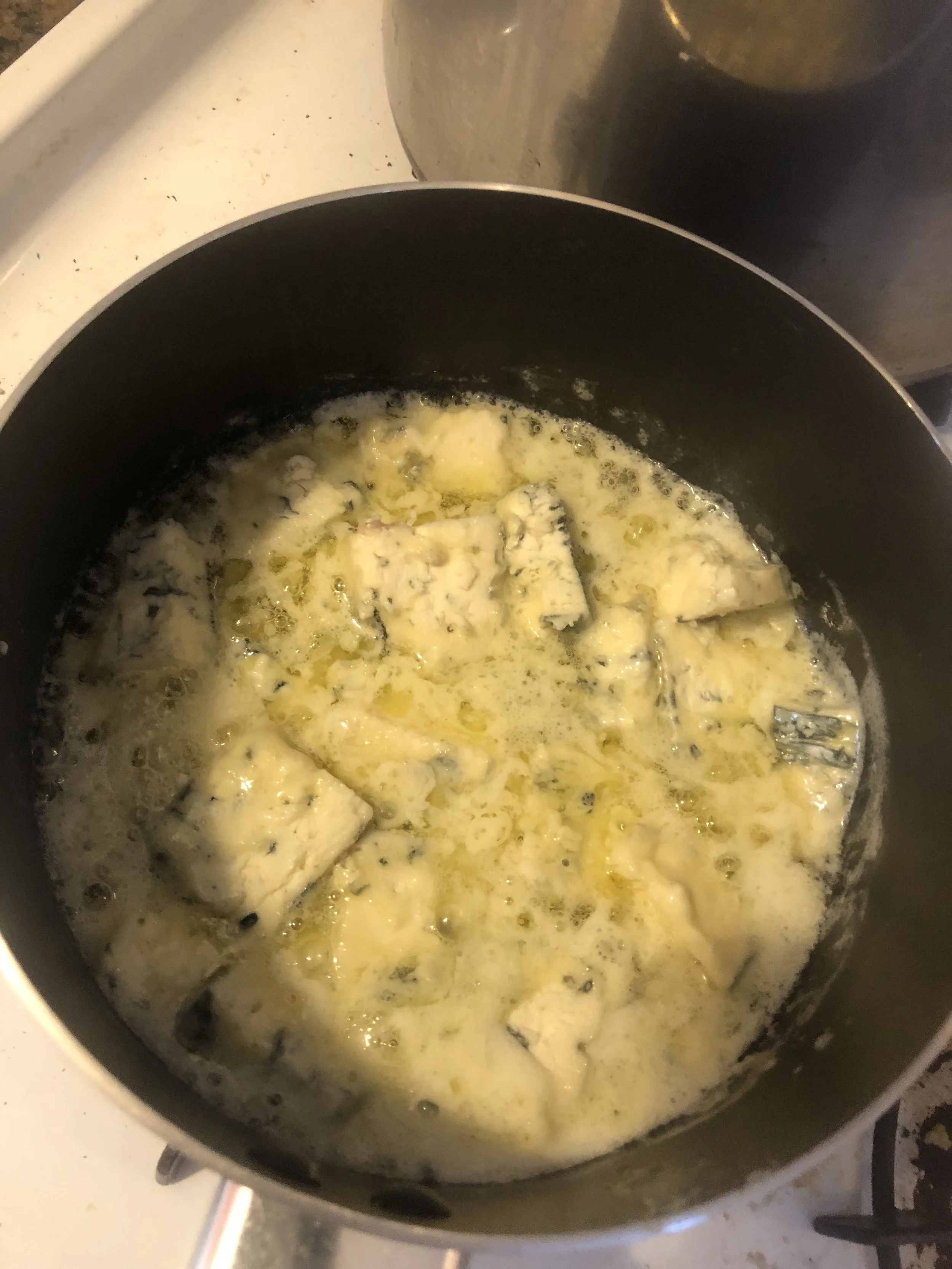 Cheese will take a moment to melt, but be patient and stir constantly so it doesn't burn. While sauce melts, bring your stockpot filled with water to a ferocious boil. Add an lb of pasta the boiling water.&nbsp;