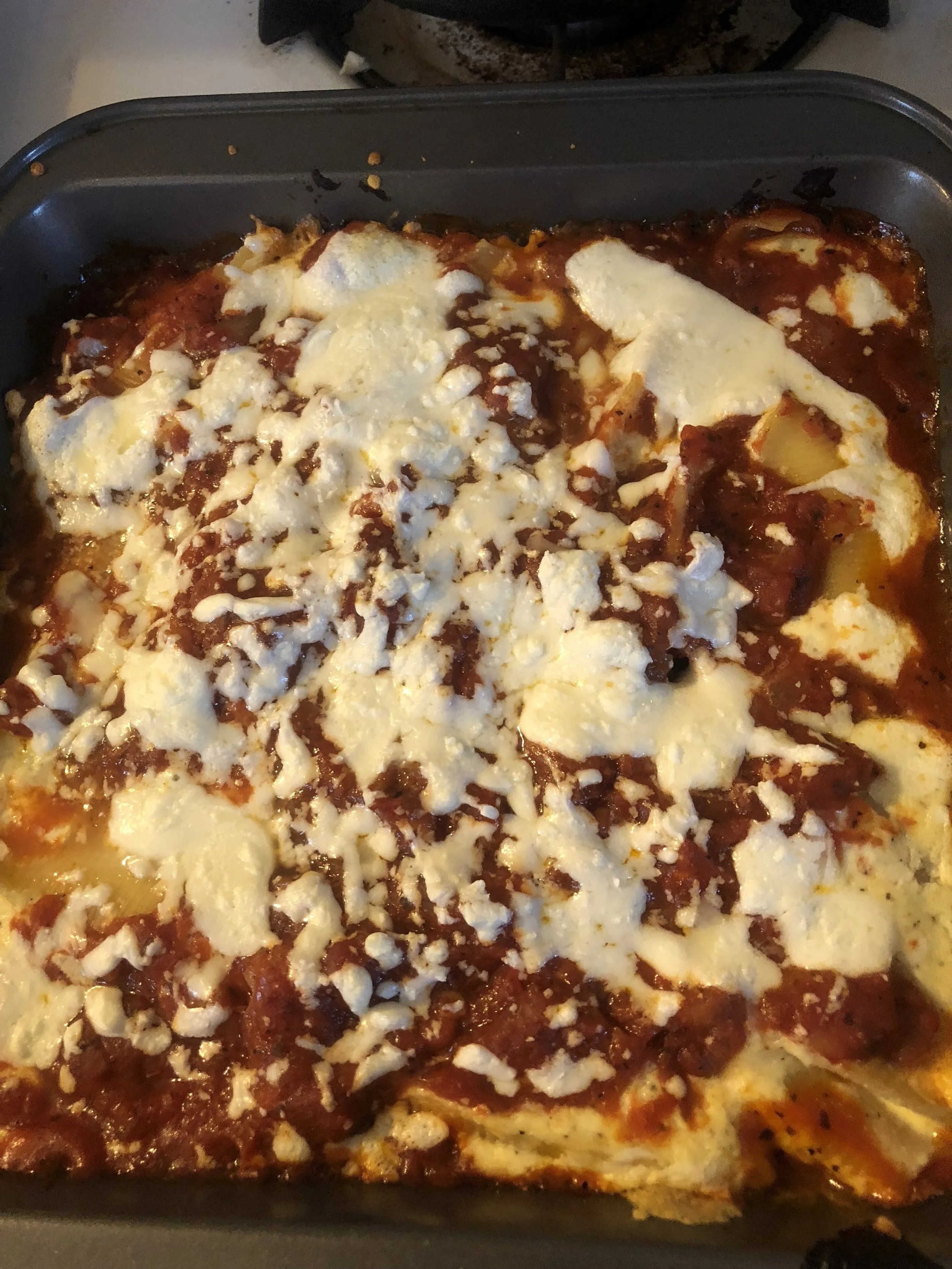 Cook shells in the oven until the cheese is melted and the exposed shells are hard. Remove from the oven and reheat leftovers in your microwave. Garnish piece with chopped basil when it is being served!I had this funny thought. There are ladies, who…