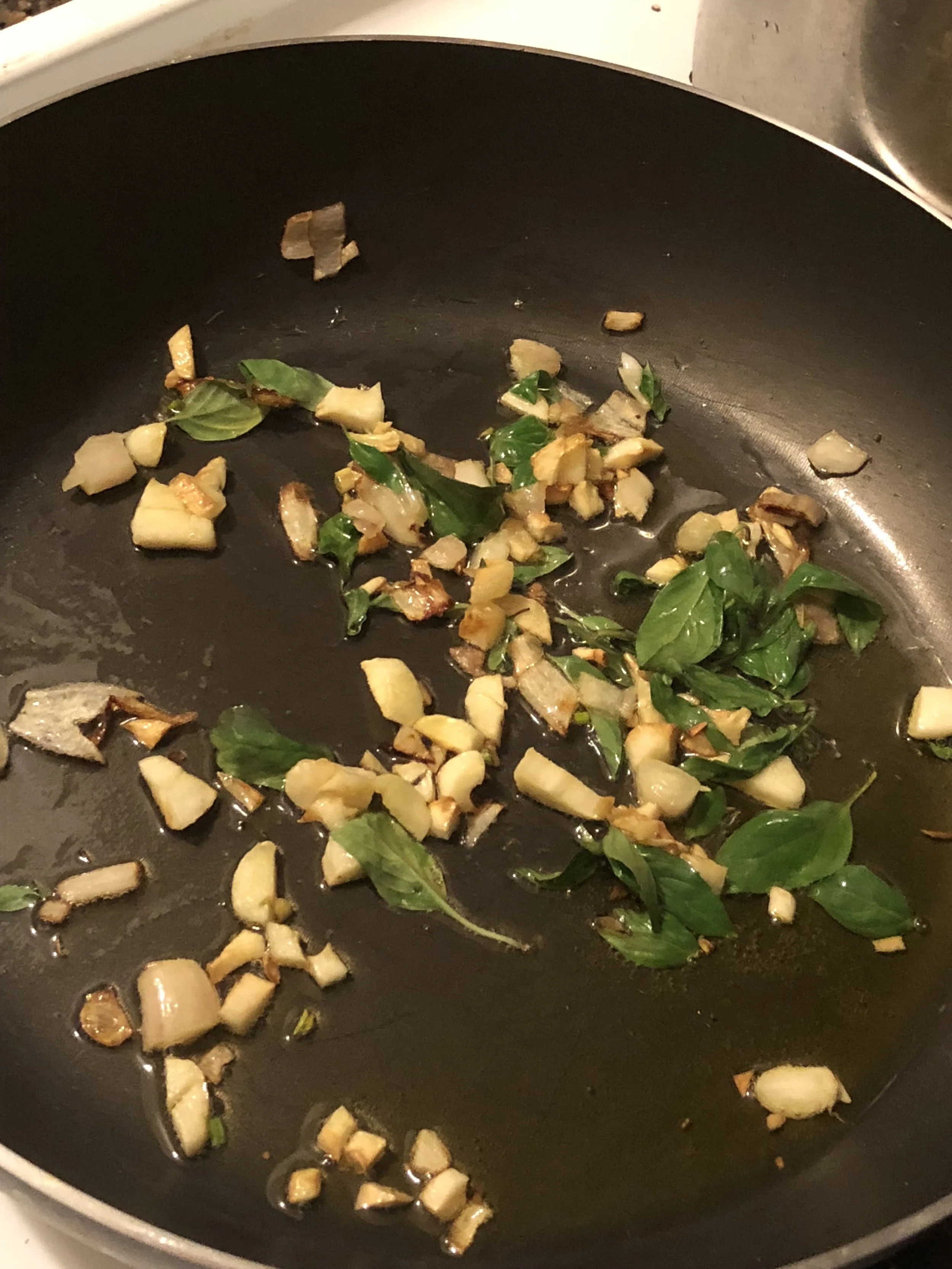 Remove the pan from the heat.Dab the salmon steak with your paper towel, coat in love oil and season with salt, pepper and paprika.Spoon the mixture form the pan onto the top of the salmon. Drizzle honey over the top and put it in the oven from 15-1…