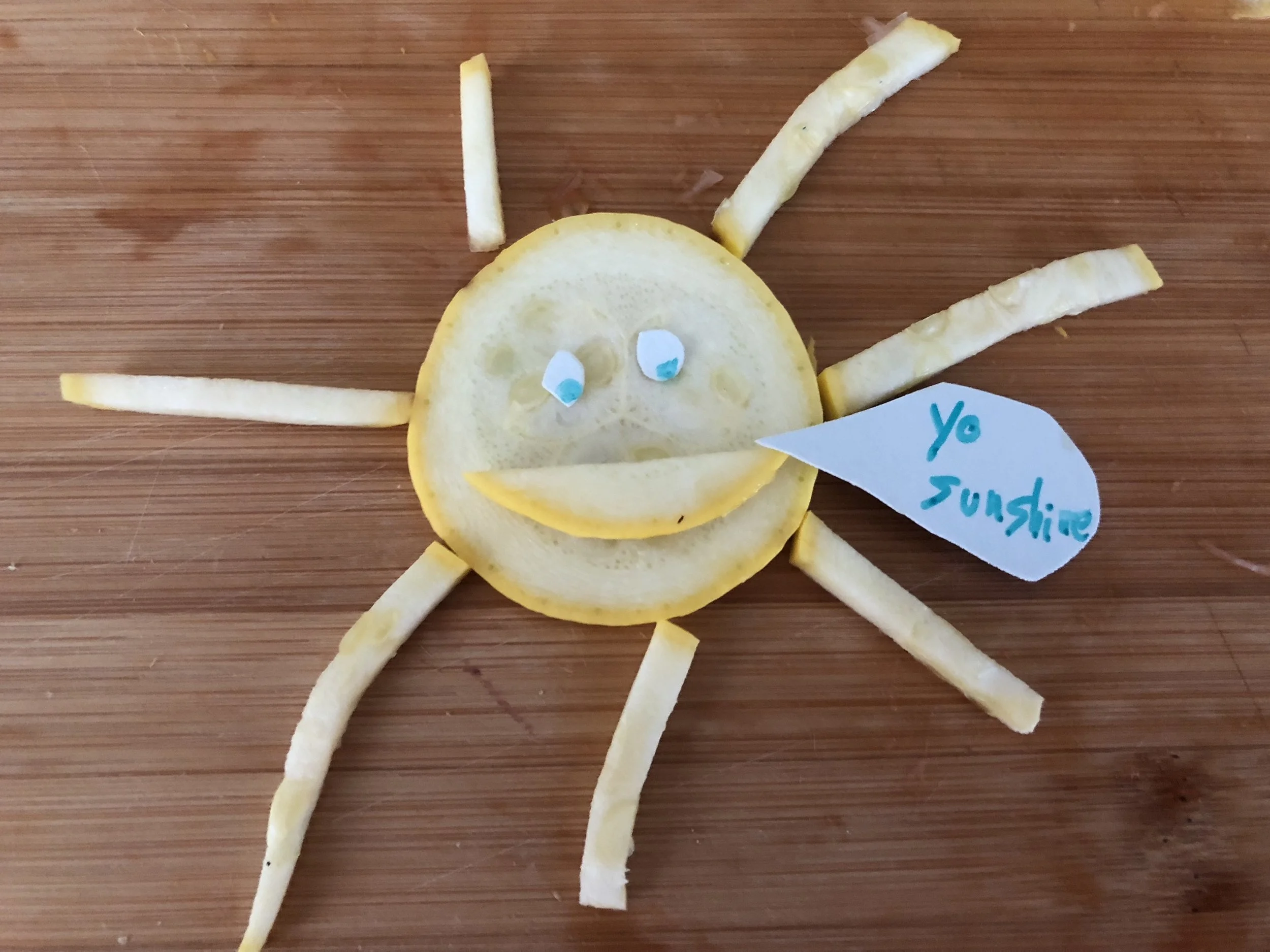 Ingredients2 medium yellow squash2 shallots2-3 medium roma tomatoesMedium red peppercup of sugar snap peas3 bulbs of garlic2 packets of Pollo seasoning5-6 cups of watertsp of Italian seasoningtsp of ground pepper3 basil leaves&nbsp; &nbsp; &nbsp; &n…